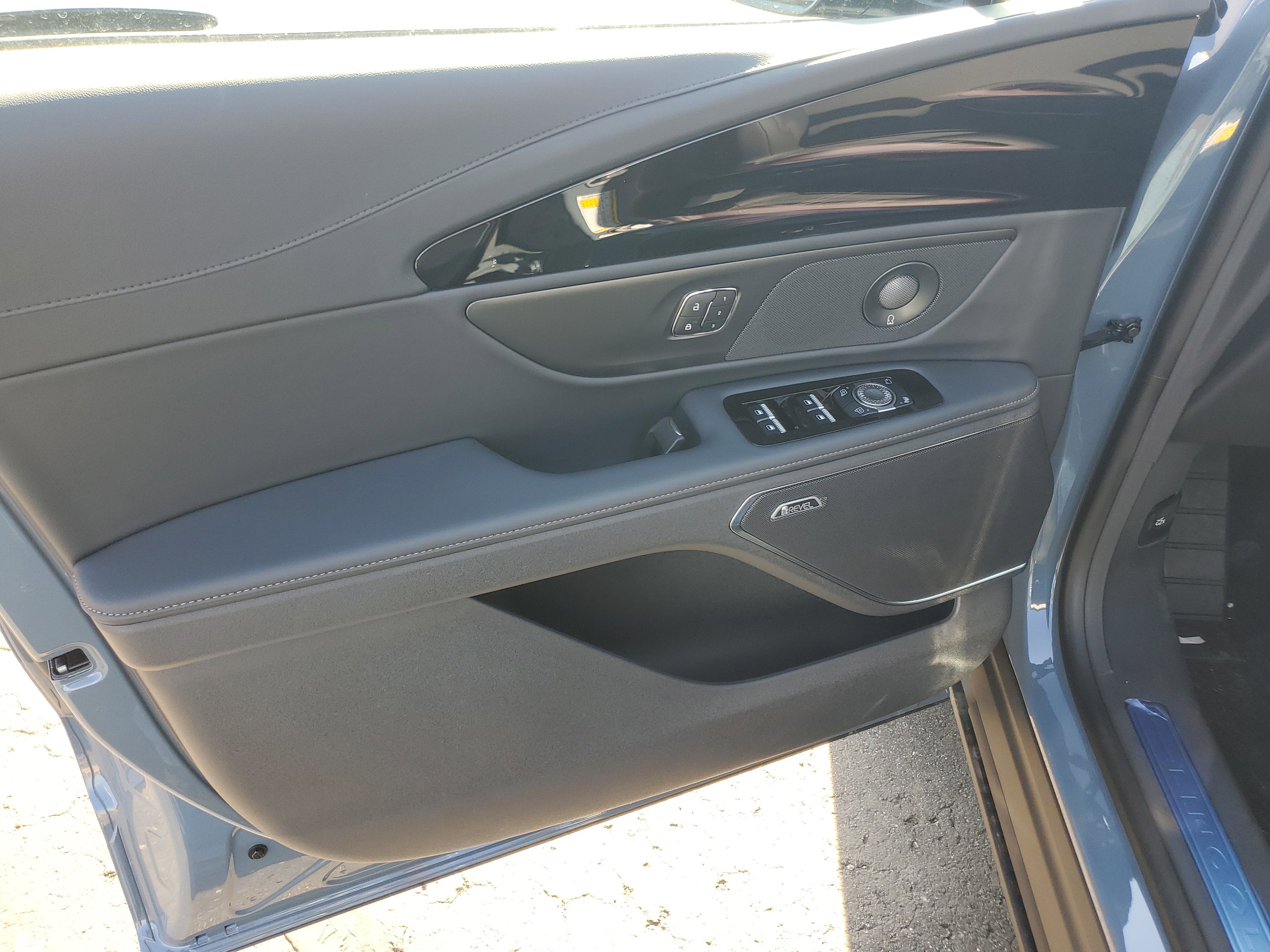 2026 Lincoln Nautilus Premiere Hybrid