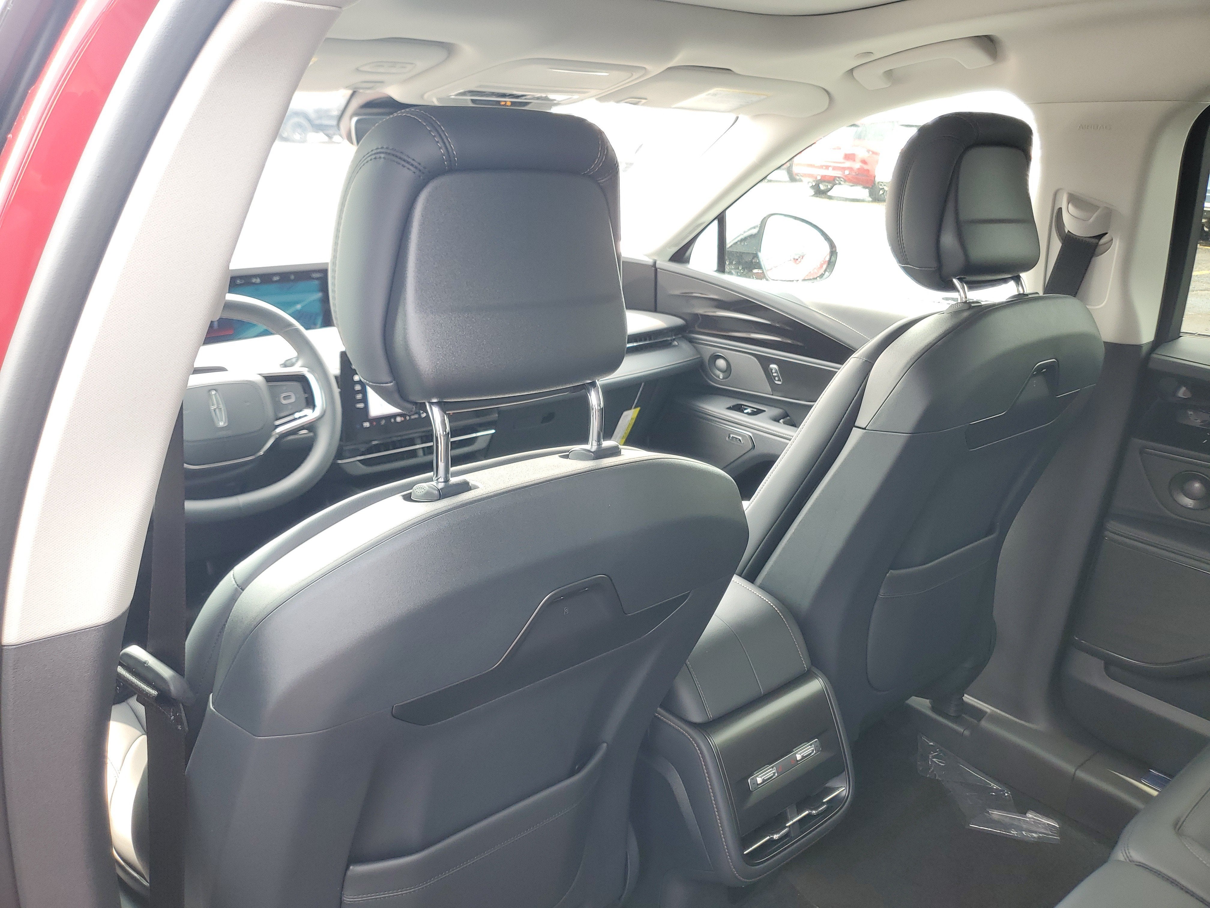 2026 Lincoln Nautilus Premiere Hybrid