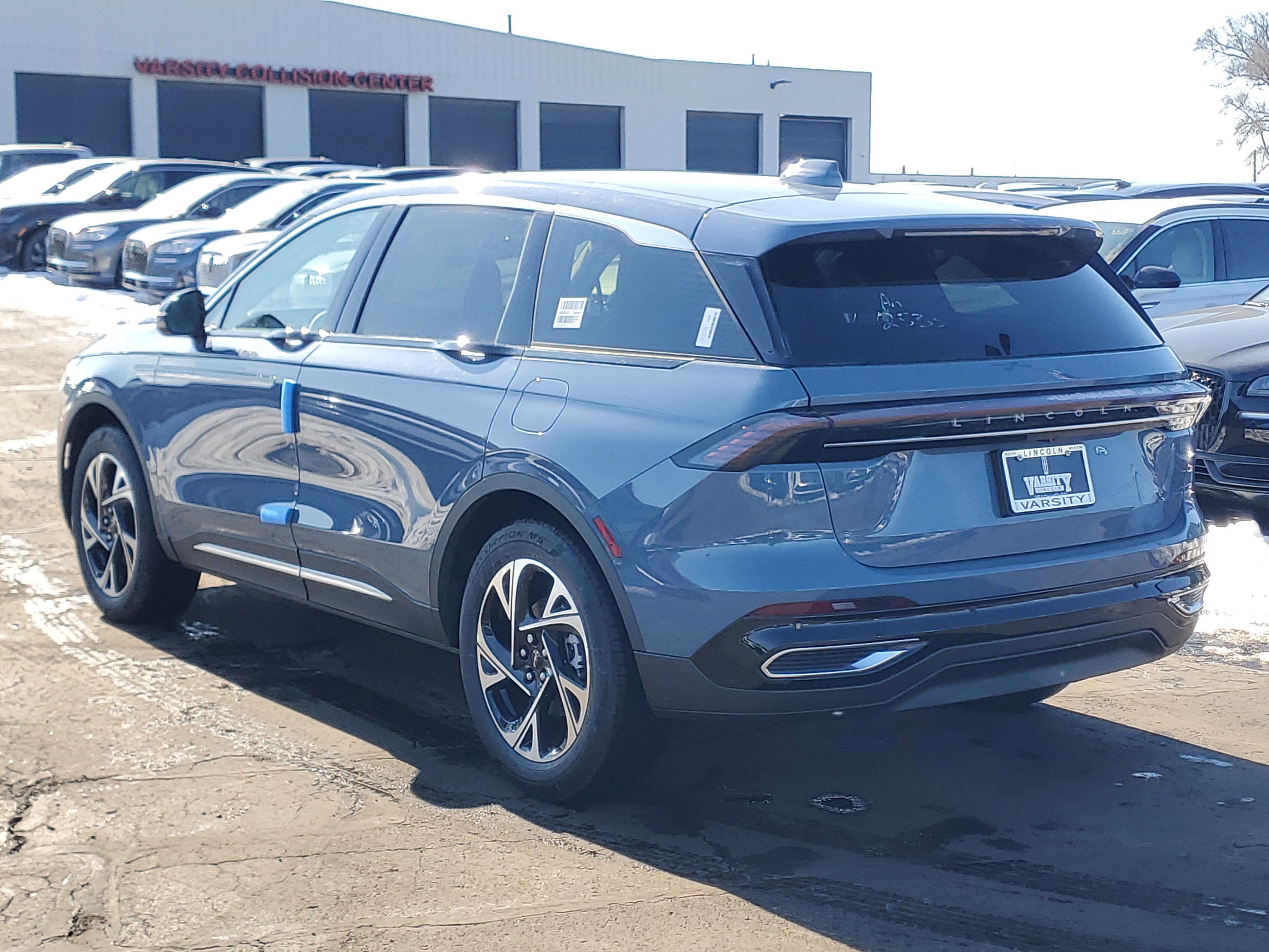 2026 Lincoln Nautilus Premiere Hybrid