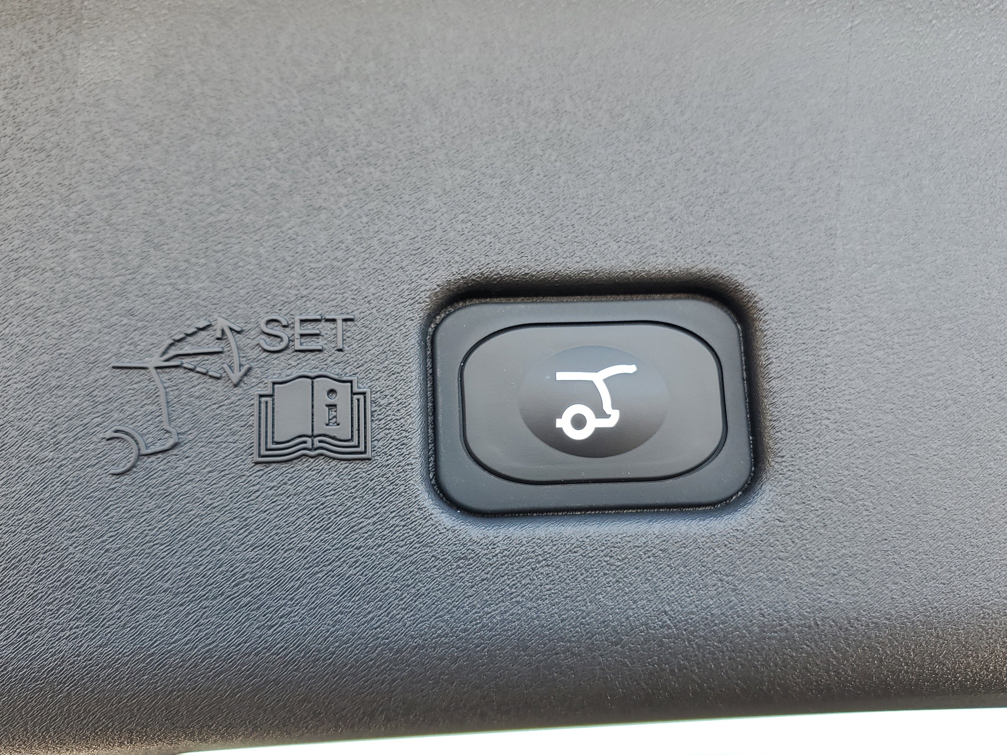 2026 Lincoln Nautilus Premiere Hybrid