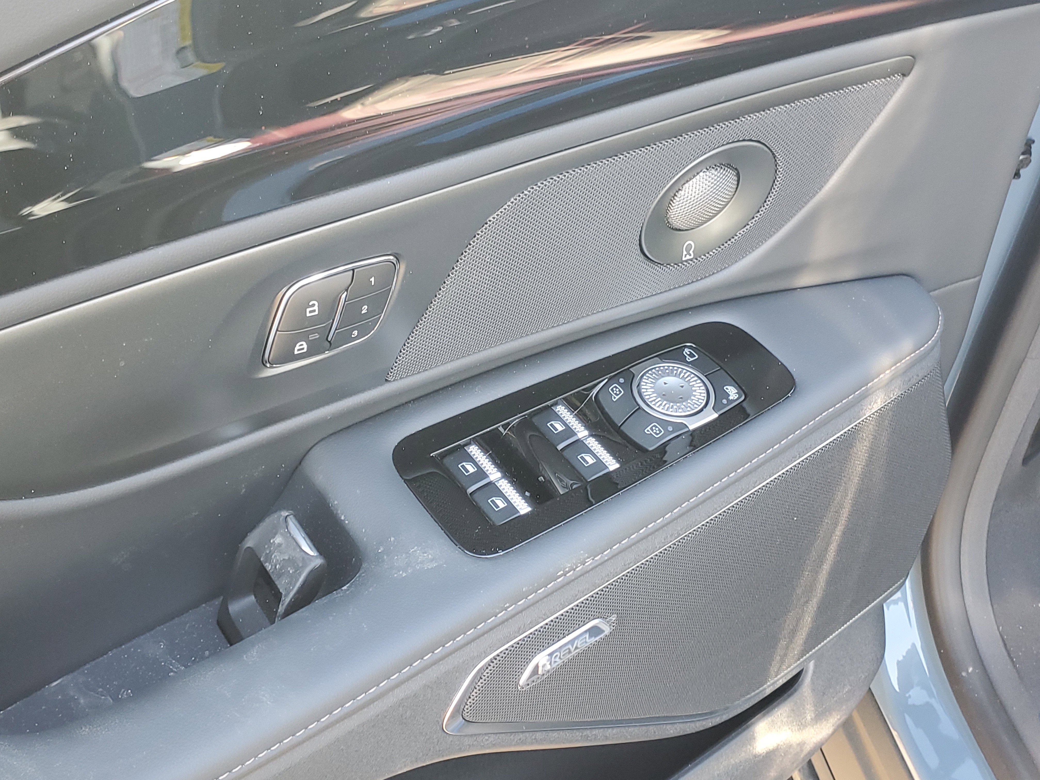 2026 Lincoln Nautilus Premiere Hybrid