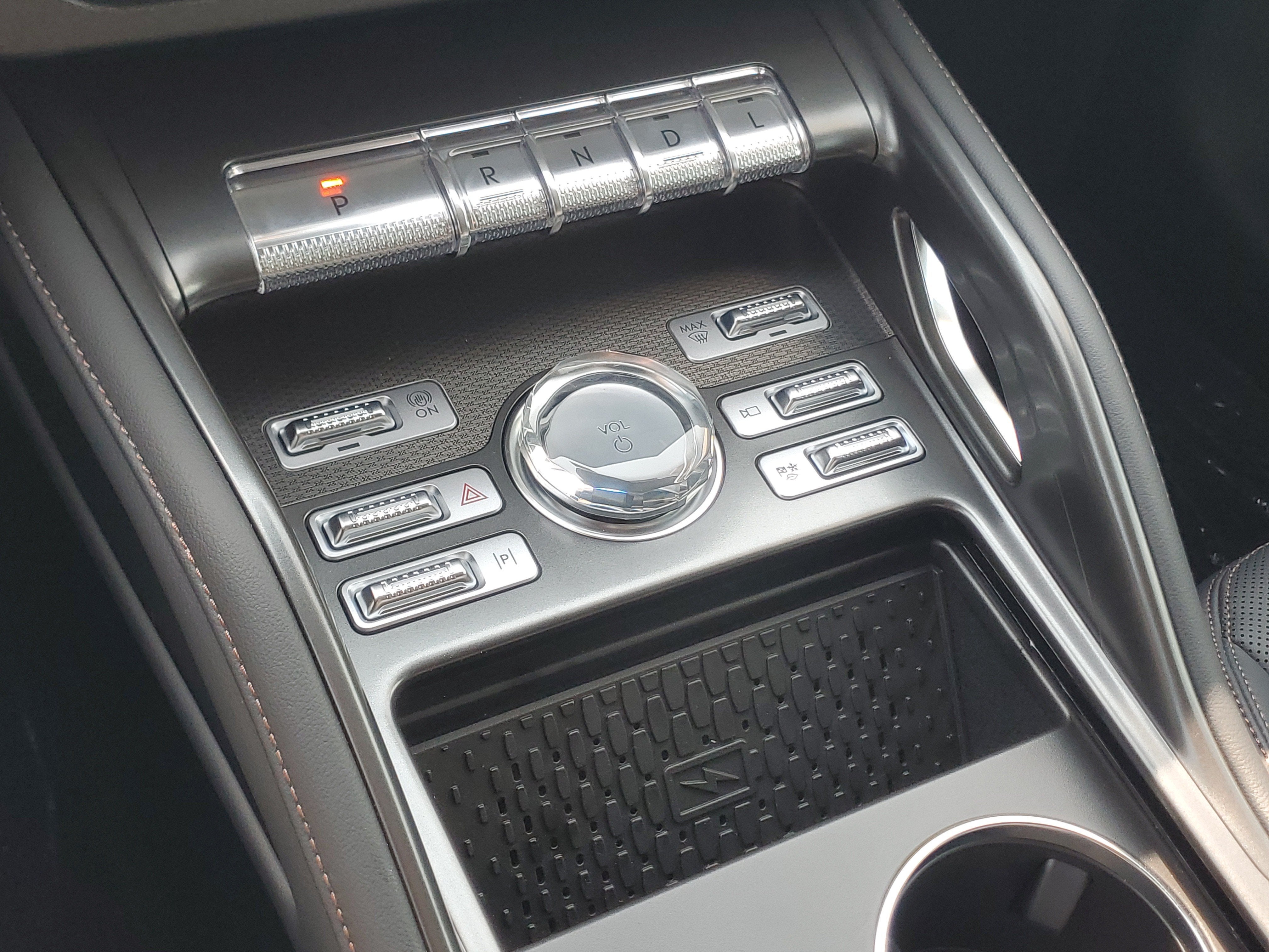 2026 Lincoln Nautilus Premiere Hybrid
