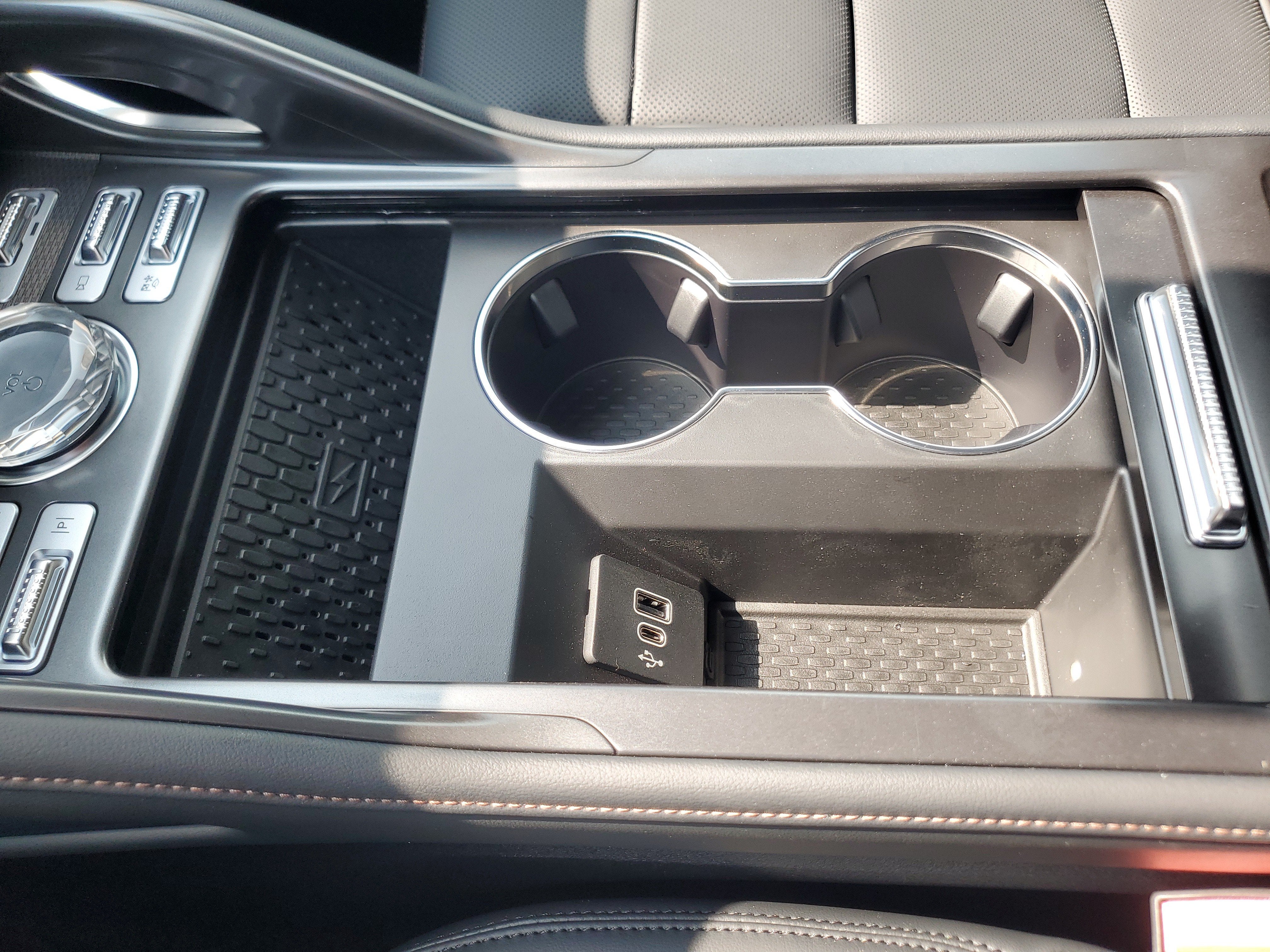 2026 Lincoln Nautilus Premiere Hybrid