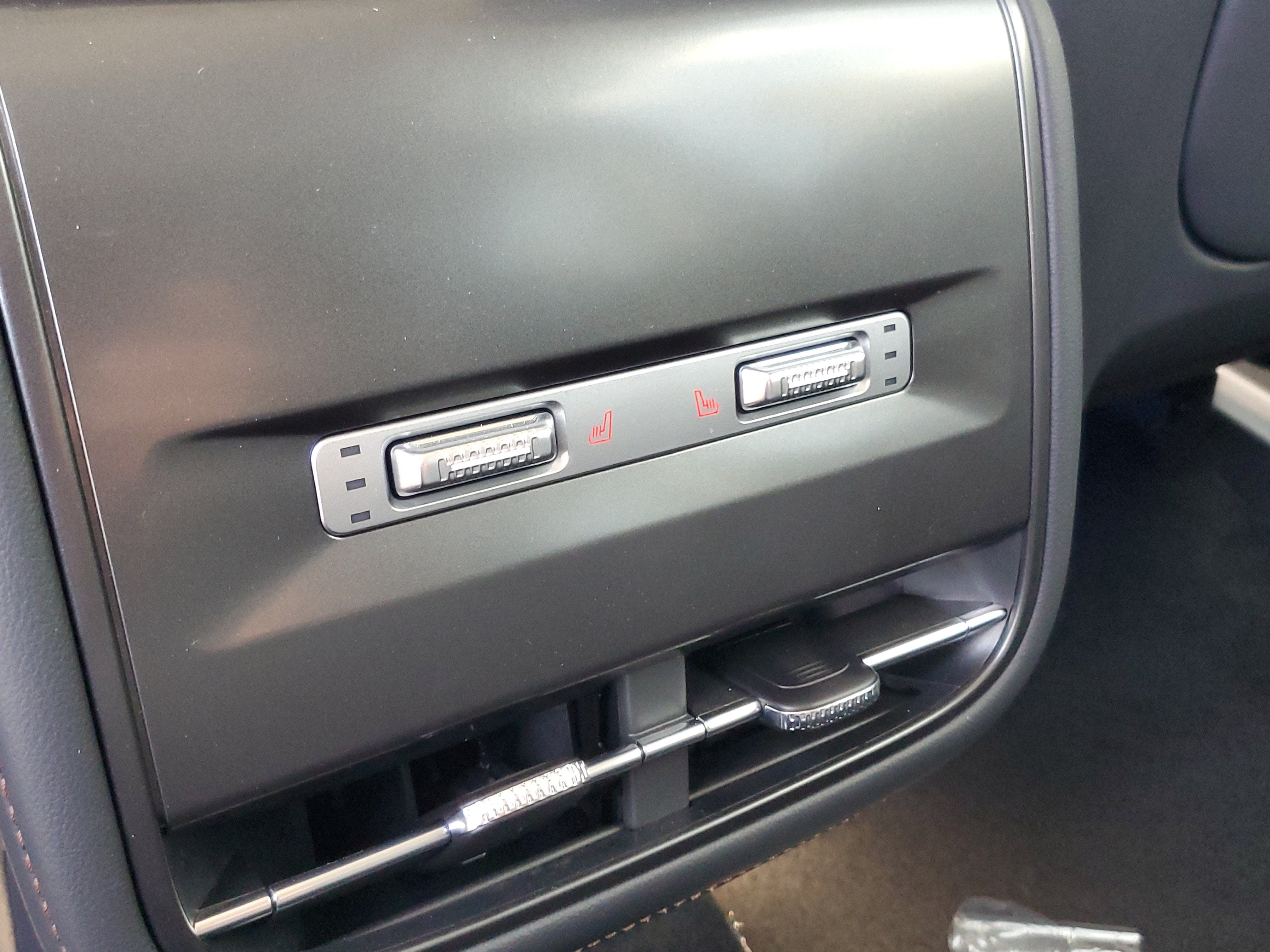 2026 Lincoln Nautilus Premiere Hybrid