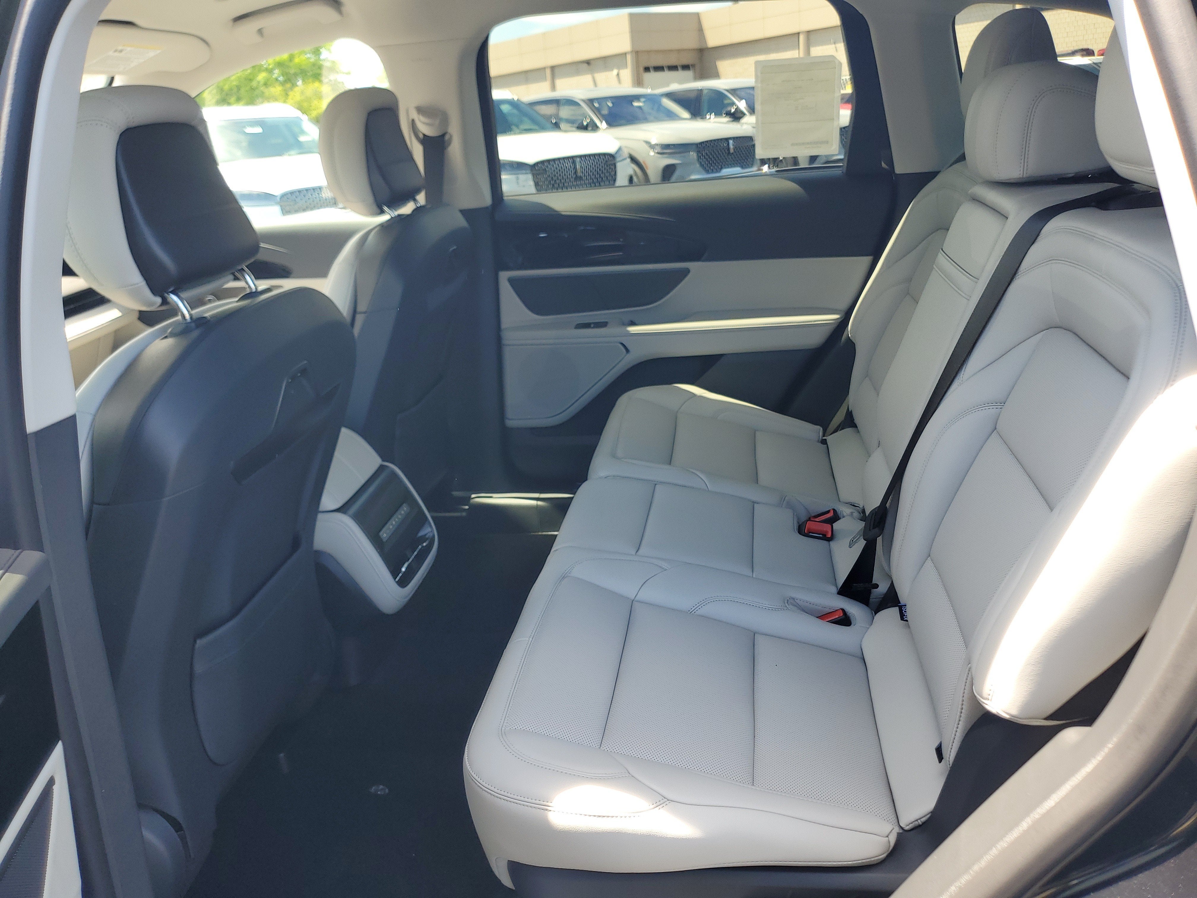 2026 Lincoln Nautilus Premiere Hybrid