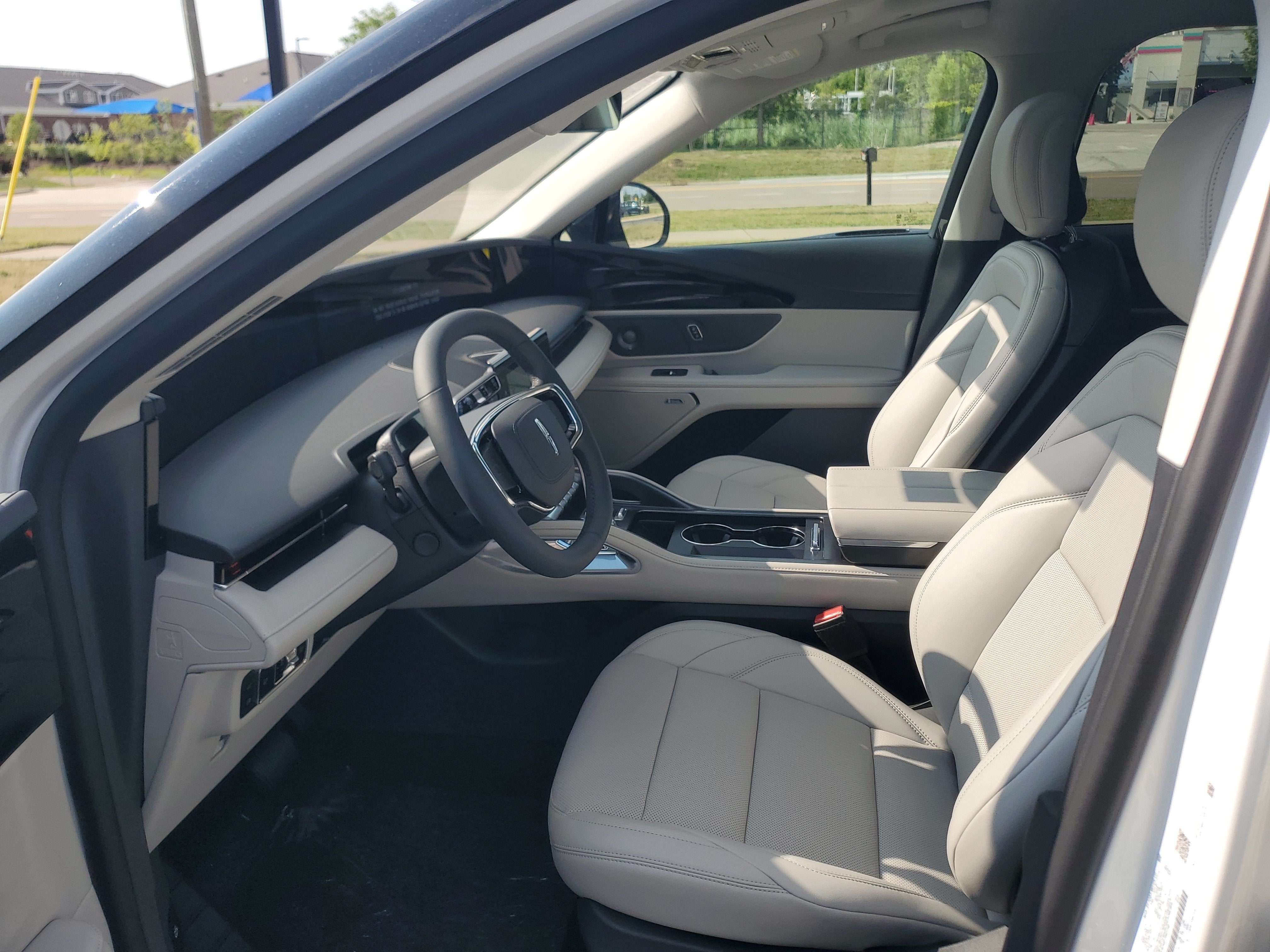 2026 Lincoln Nautilus Premiere Hybrid