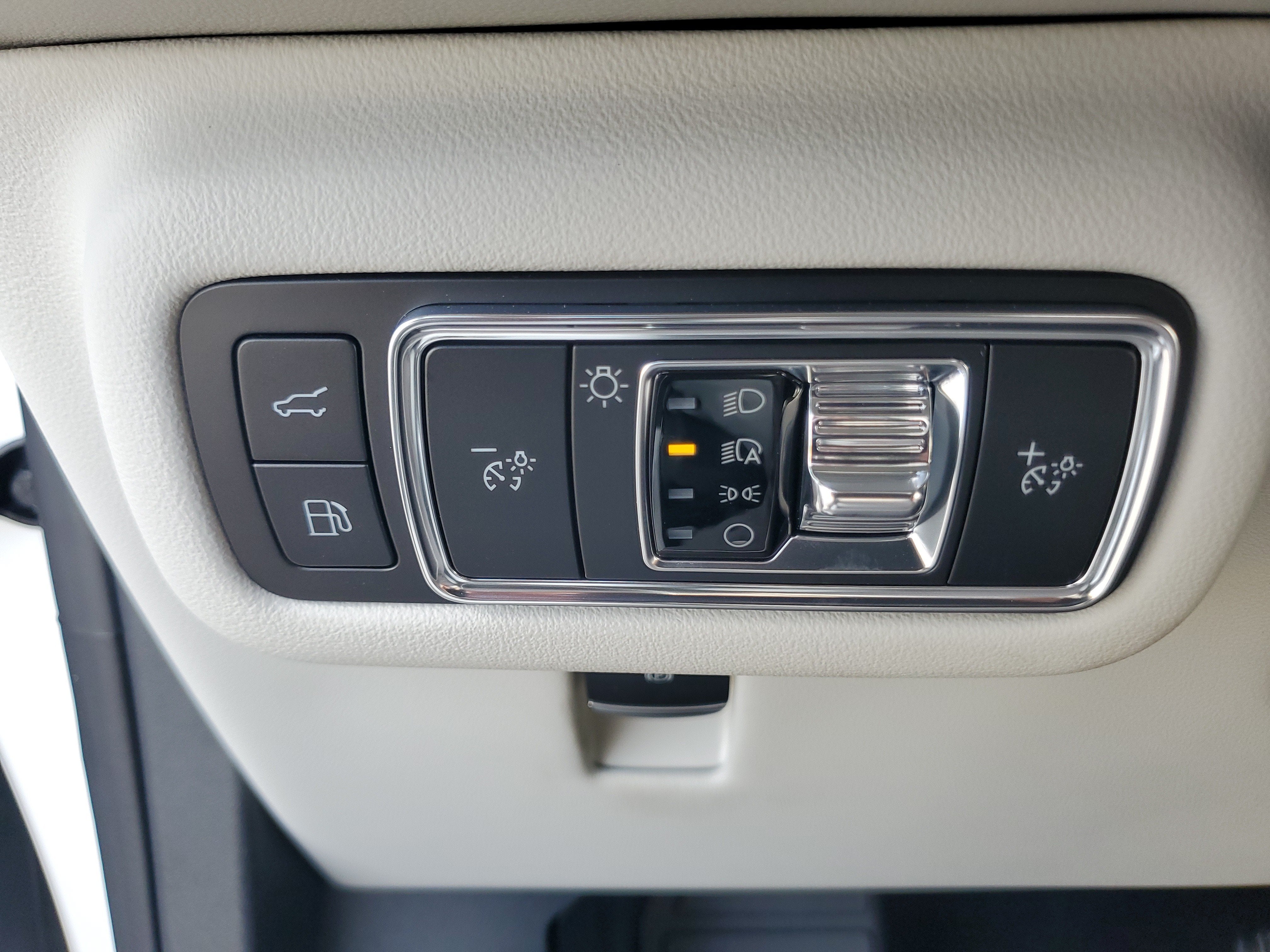 2026 Lincoln Nautilus Premiere Hybrid