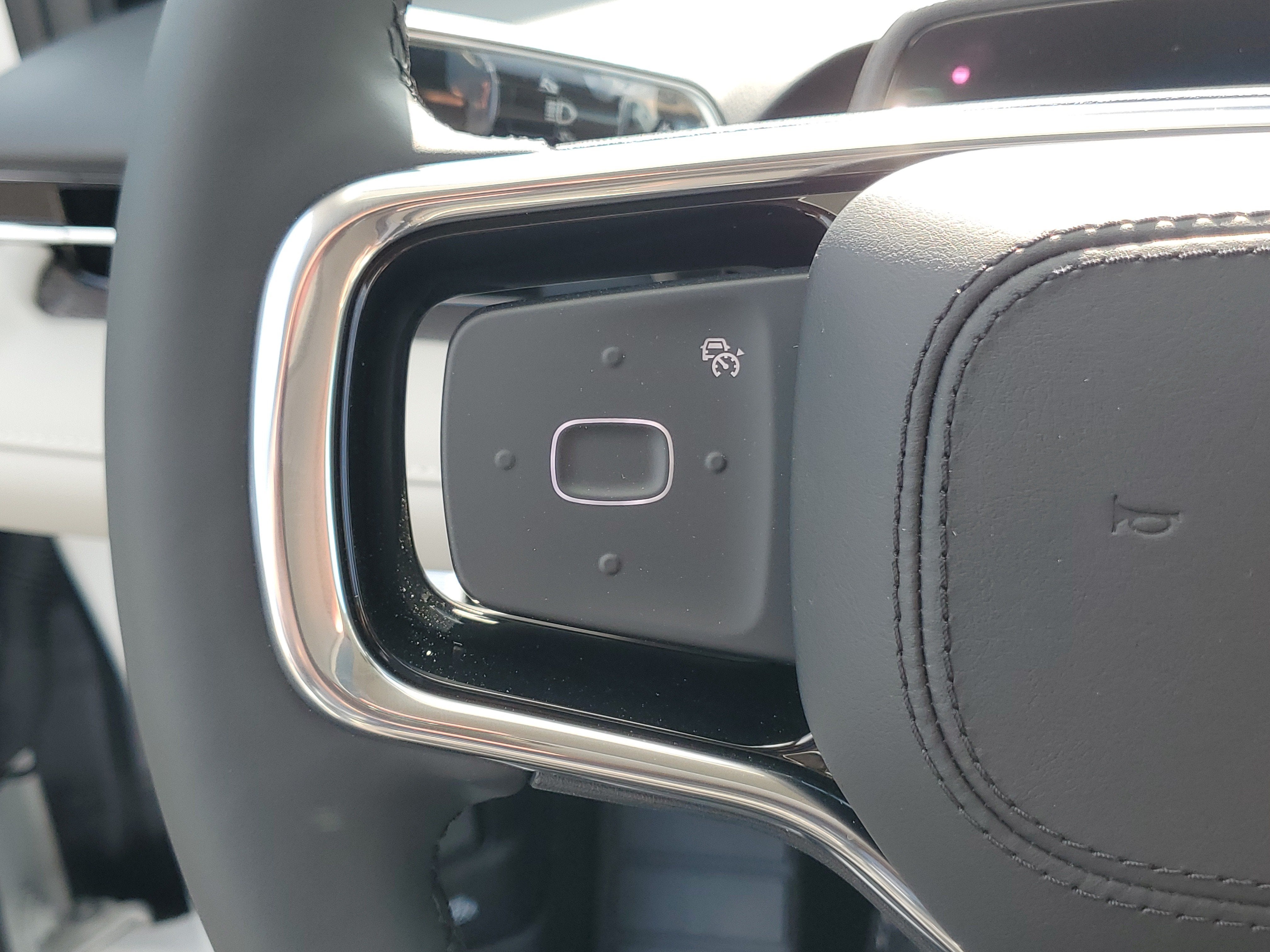 2026 Lincoln Nautilus Premiere Hybrid