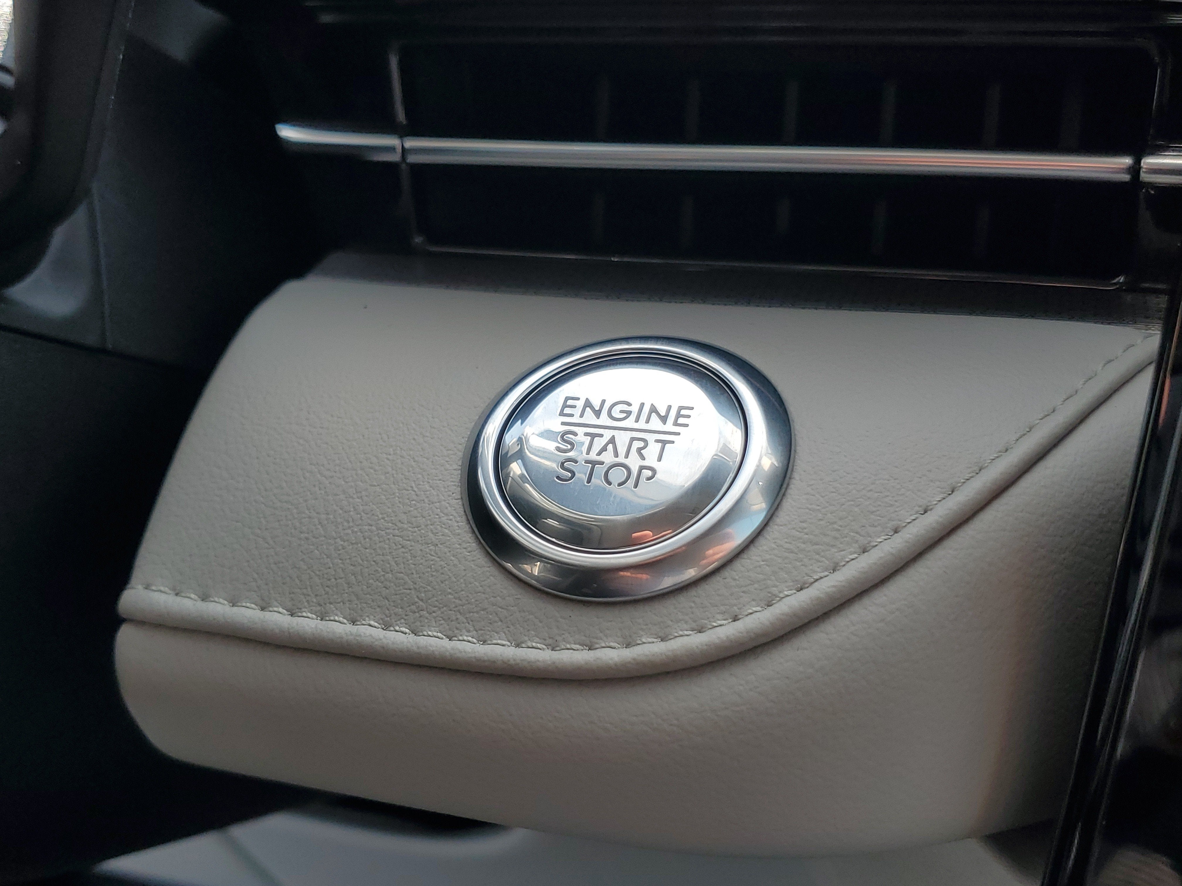 2026 Lincoln Nautilus Premiere Hybrid