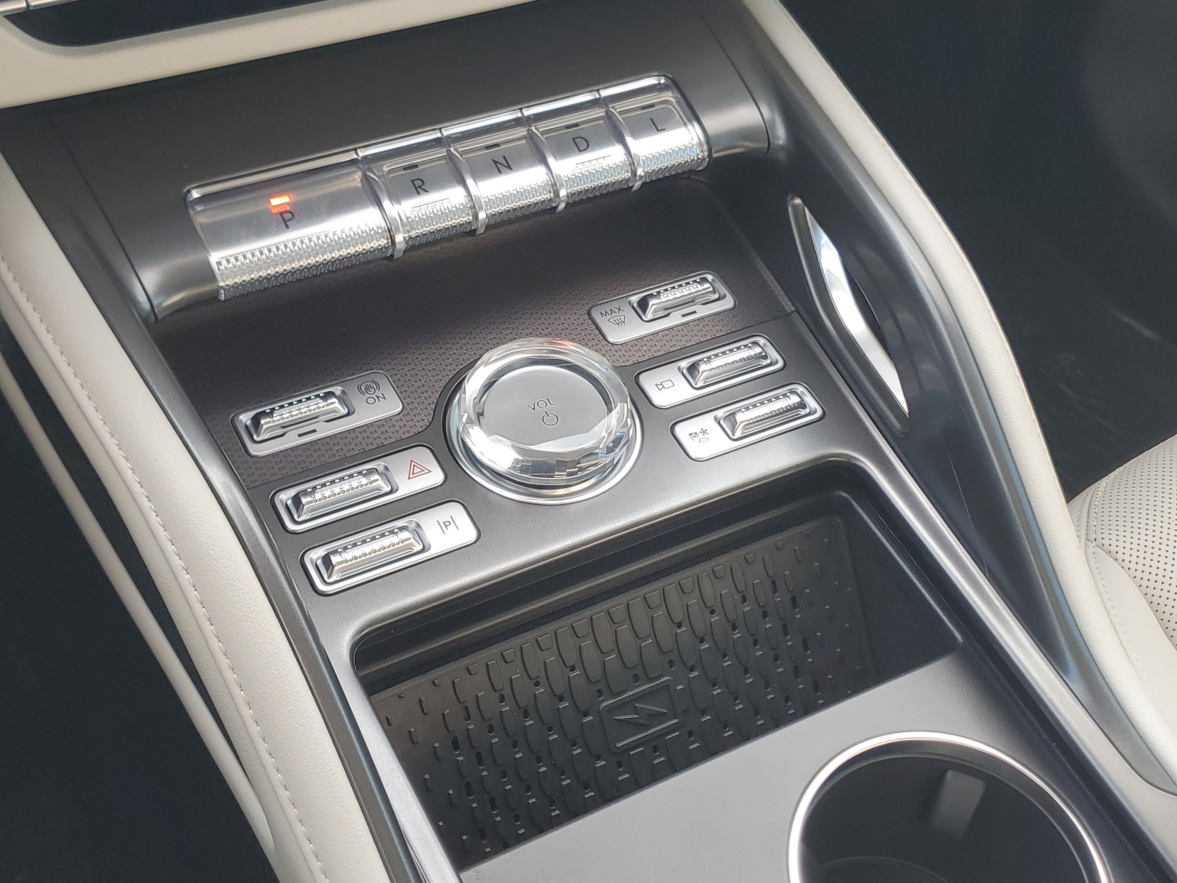 2026 Lincoln Nautilus Premiere Hybrid
