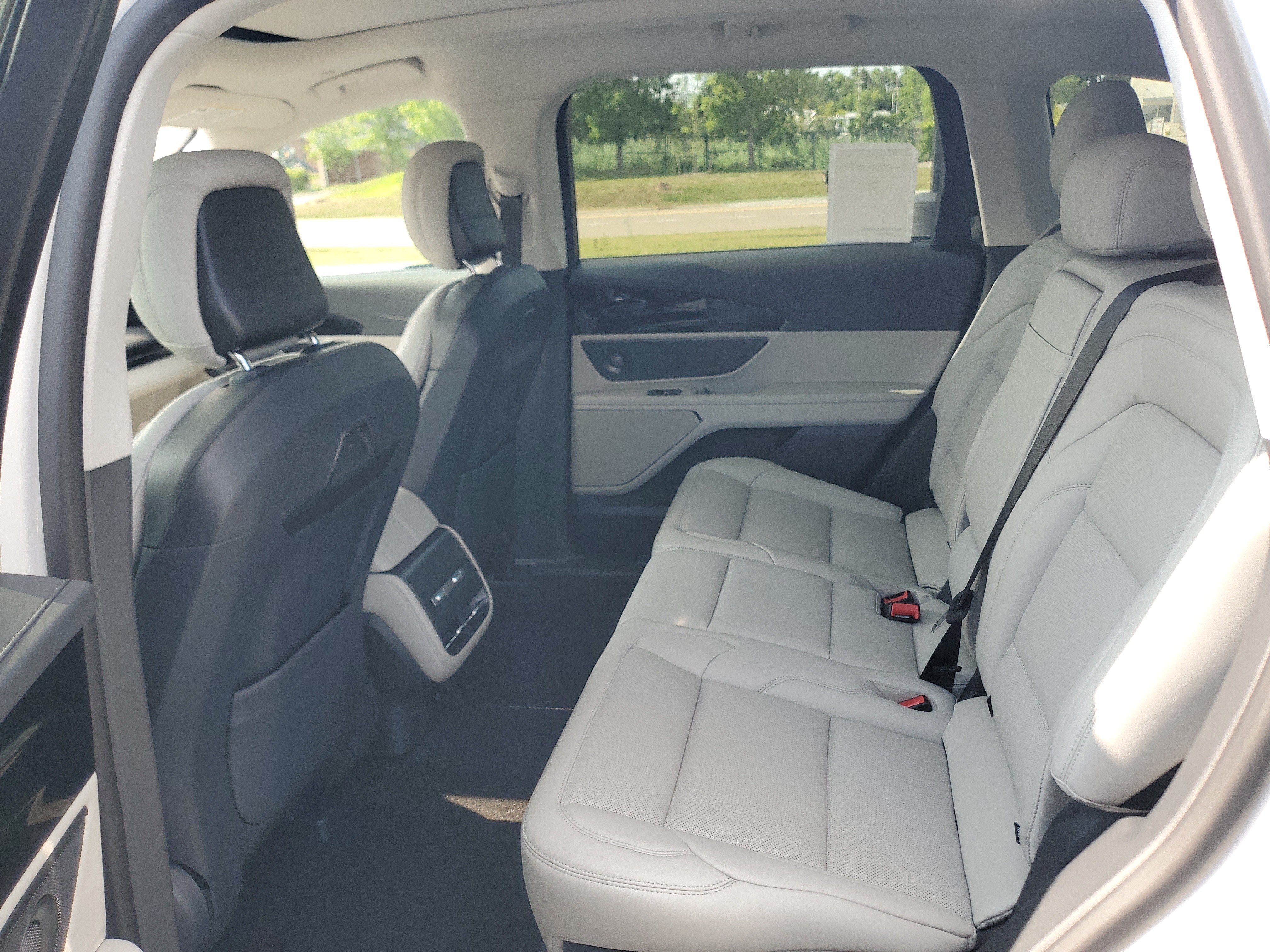 2026 Lincoln Nautilus Premiere Hybrid