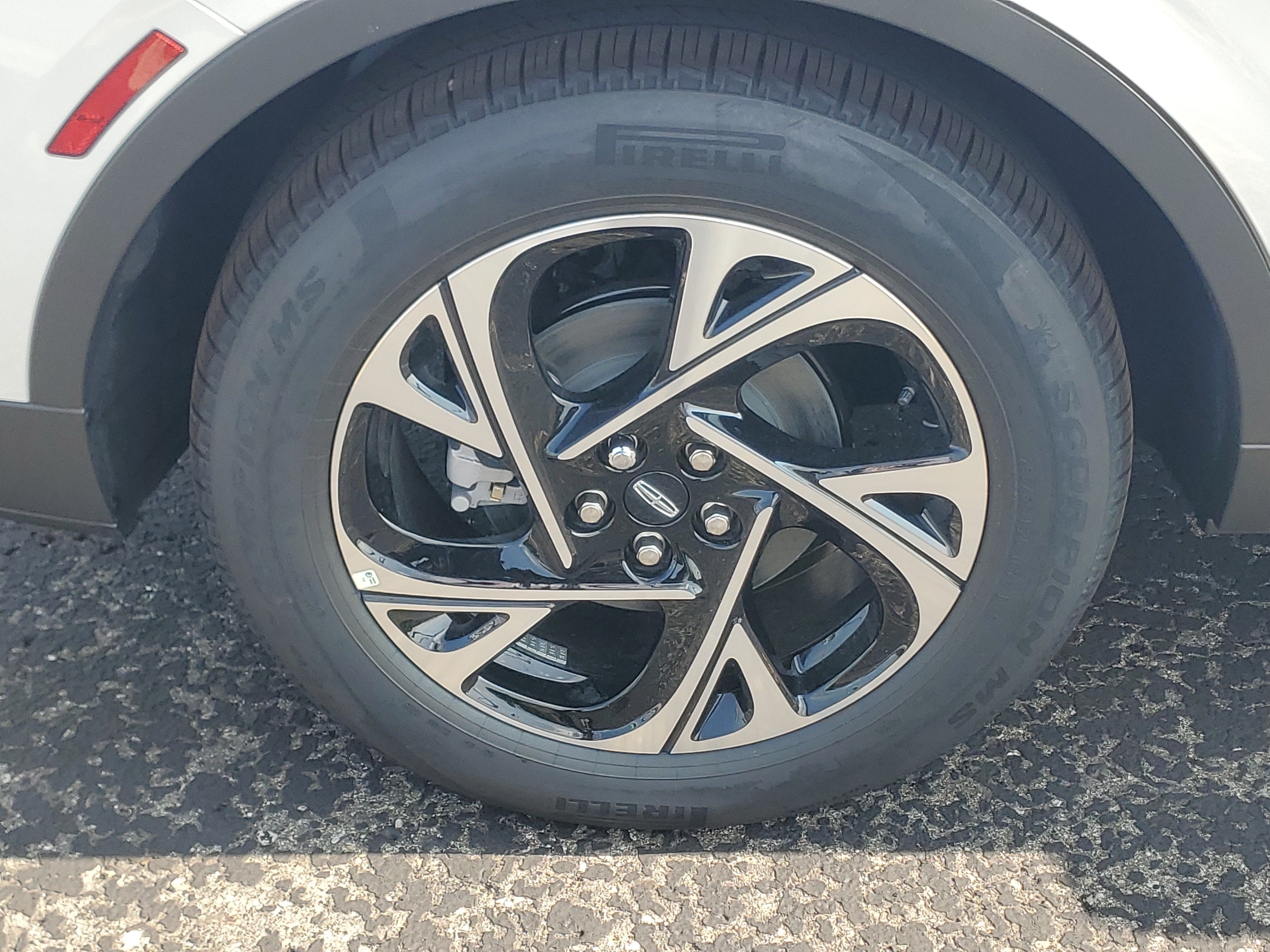 2026 Lincoln Nautilus Premiere Hybrid