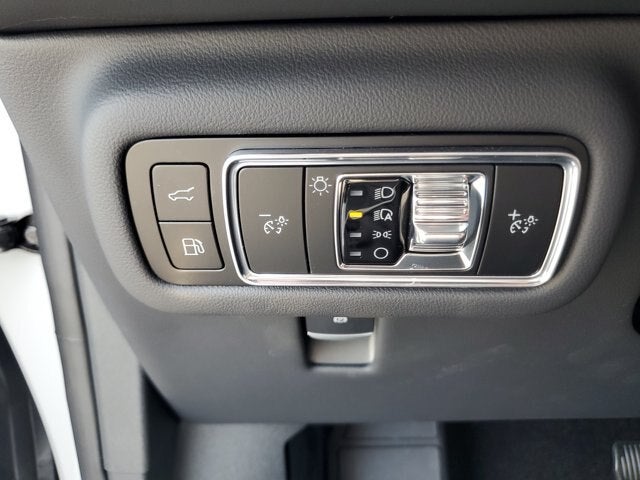 2026 Lincoln Nautilus Premiere Hybrid