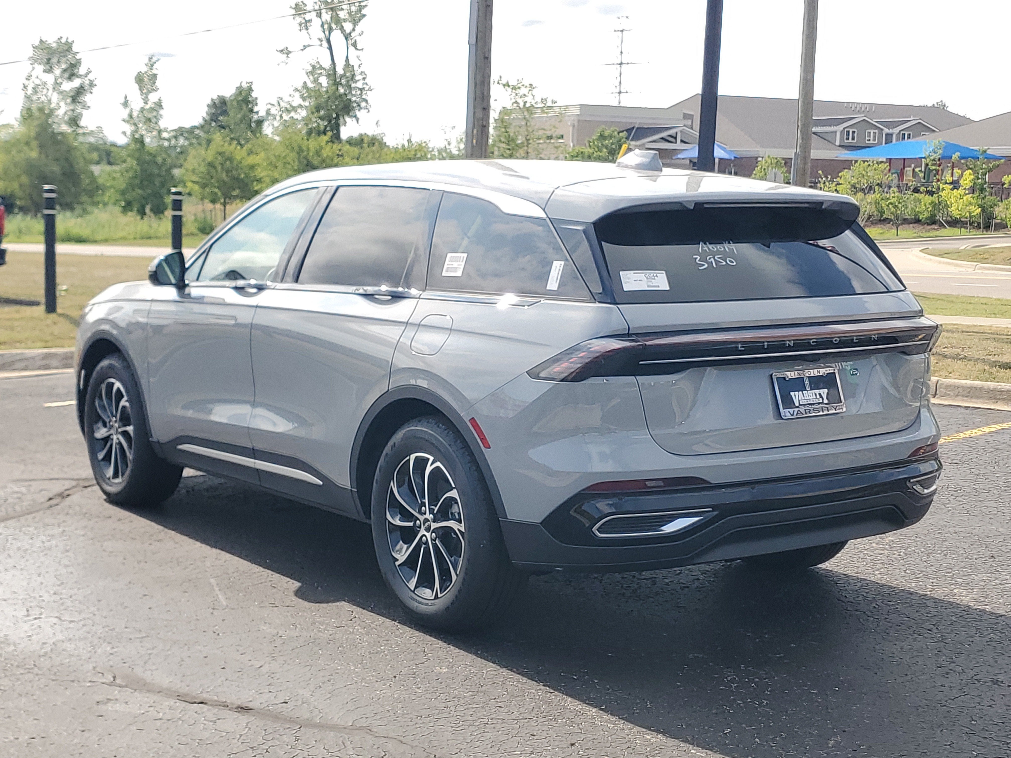 2026 Lincoln Nautilus Premiere Hybrid