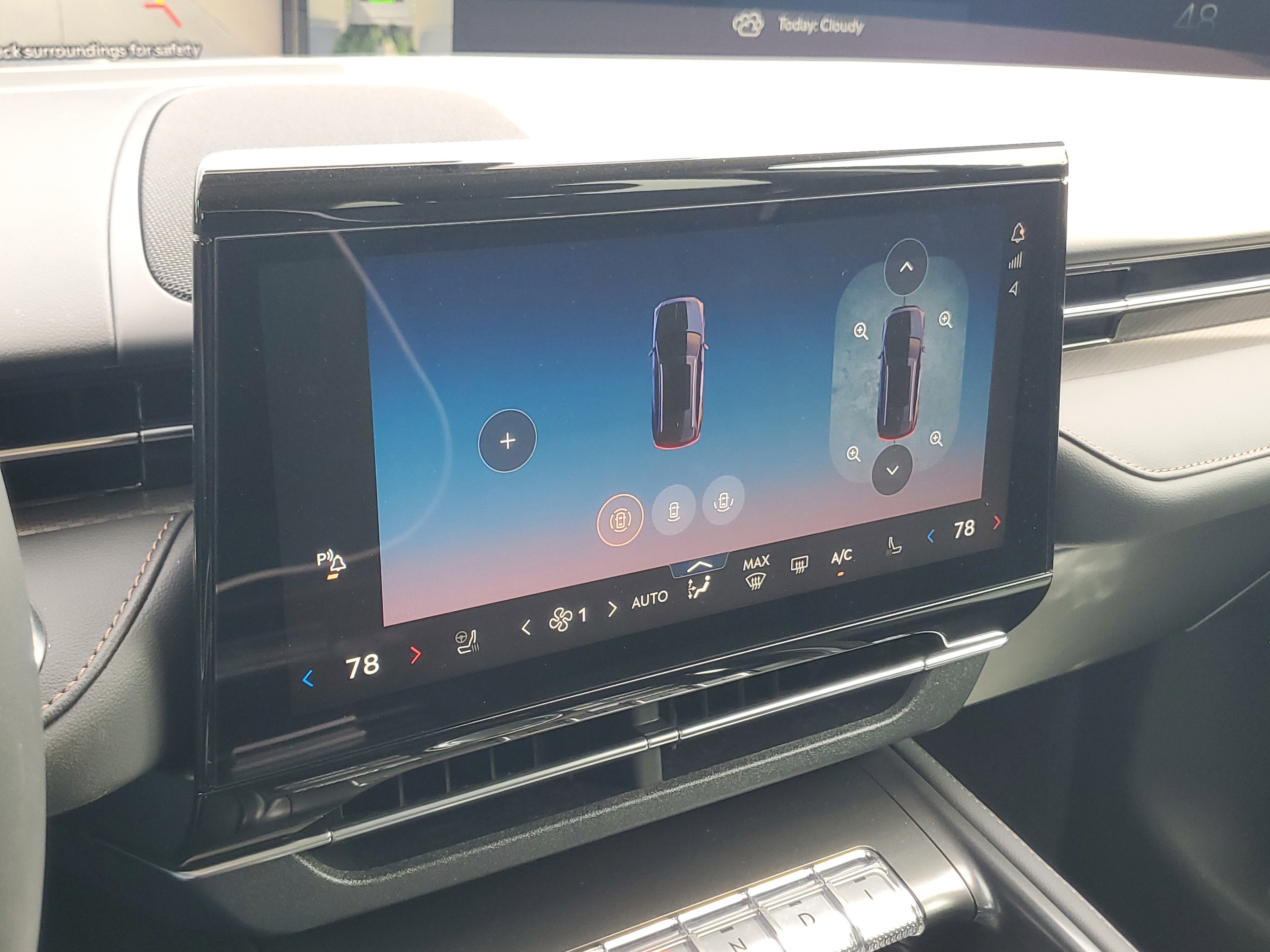 2026 Lincoln Nautilus Premiere Hybrid
