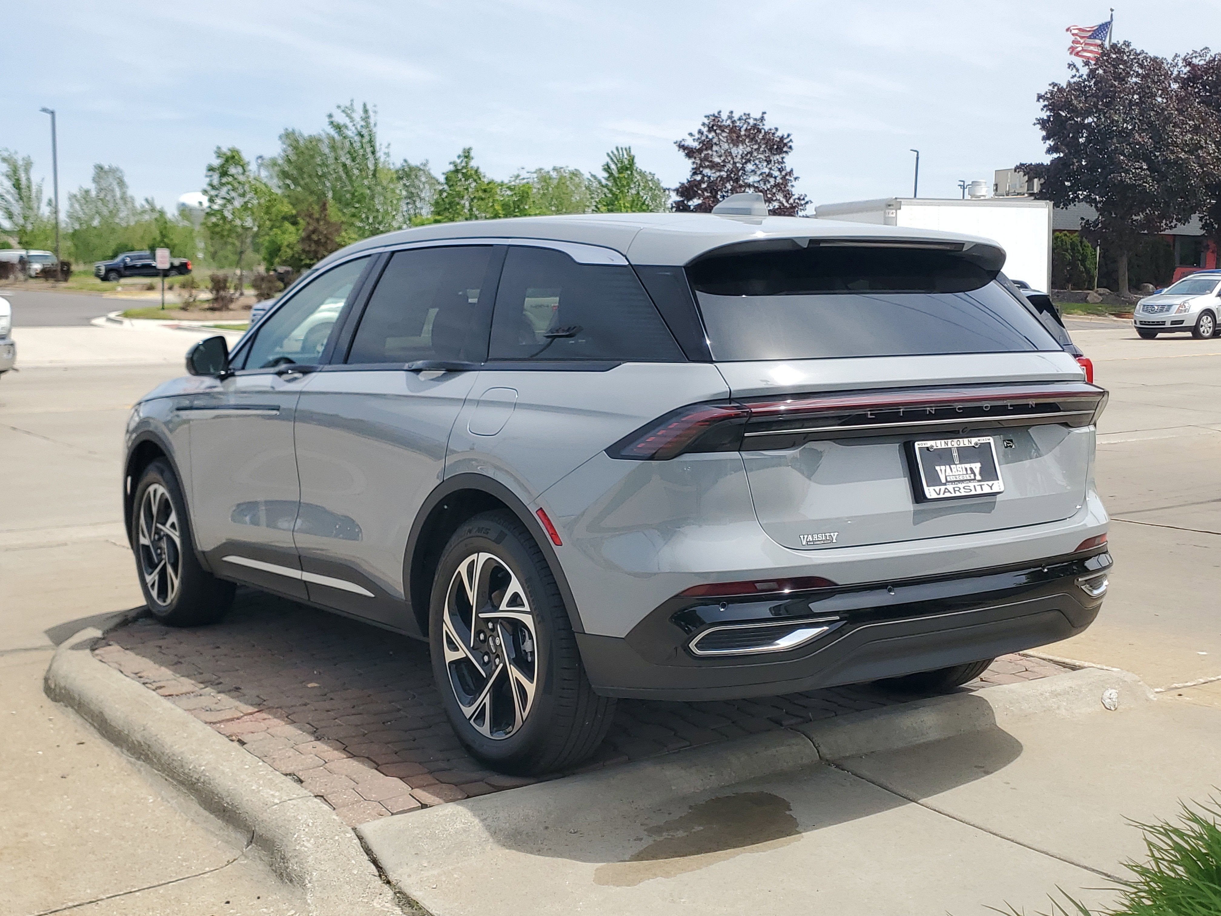 2026 Lincoln Nautilus Premiere Hybrid