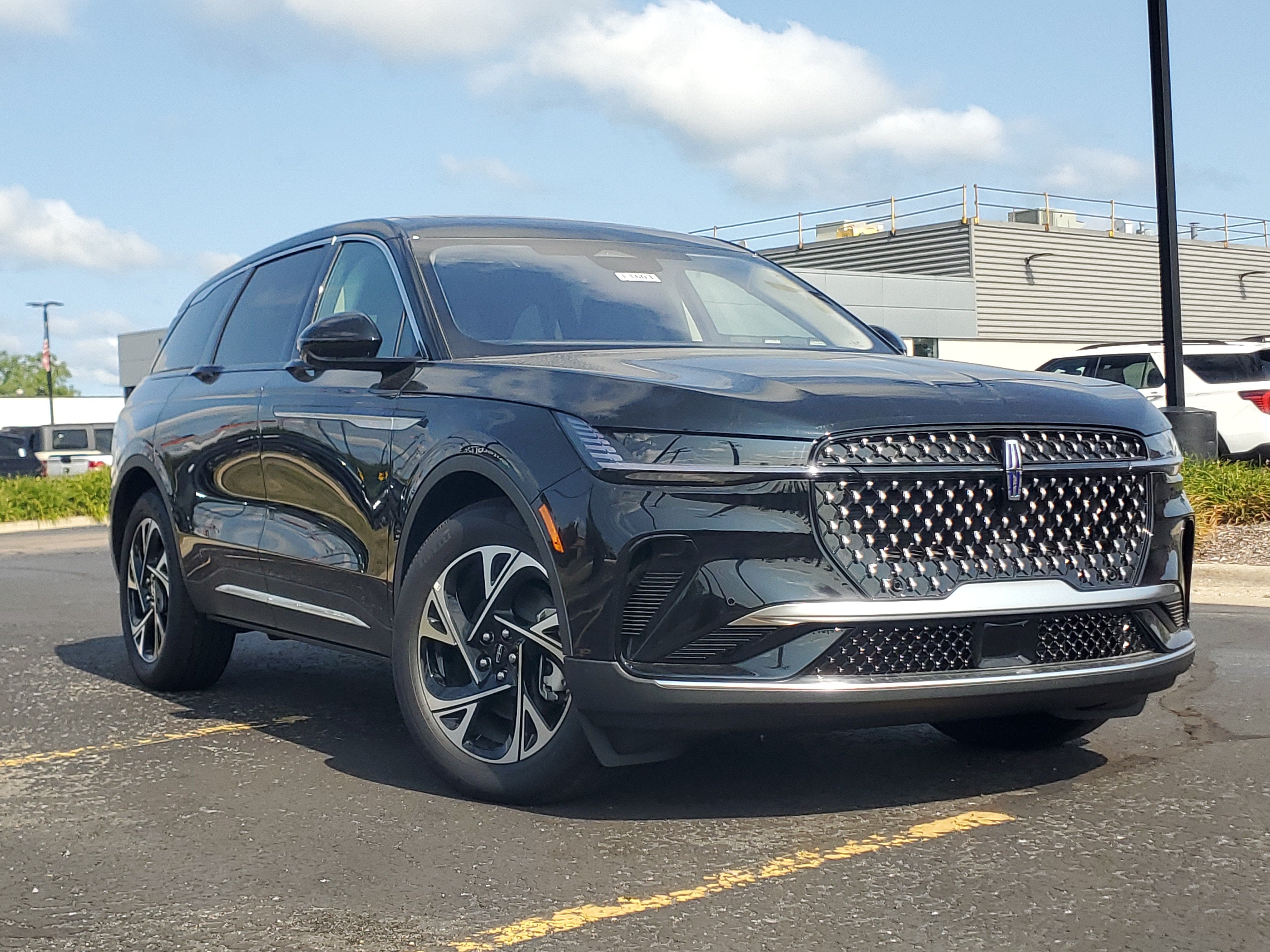 2026 Lincoln Nautilus Premiere Hybrid