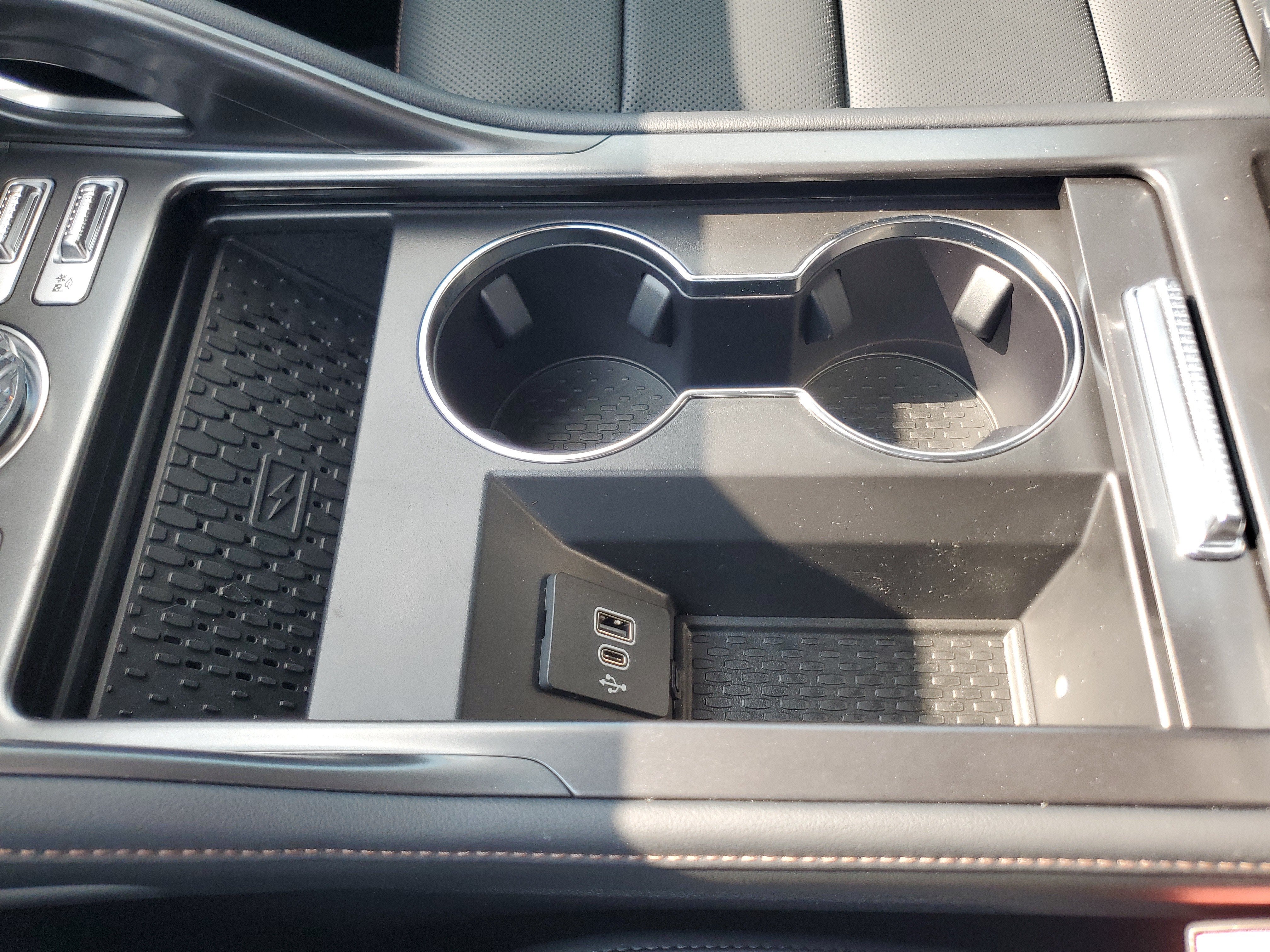 2026 Lincoln Nautilus Premiere Hybrid