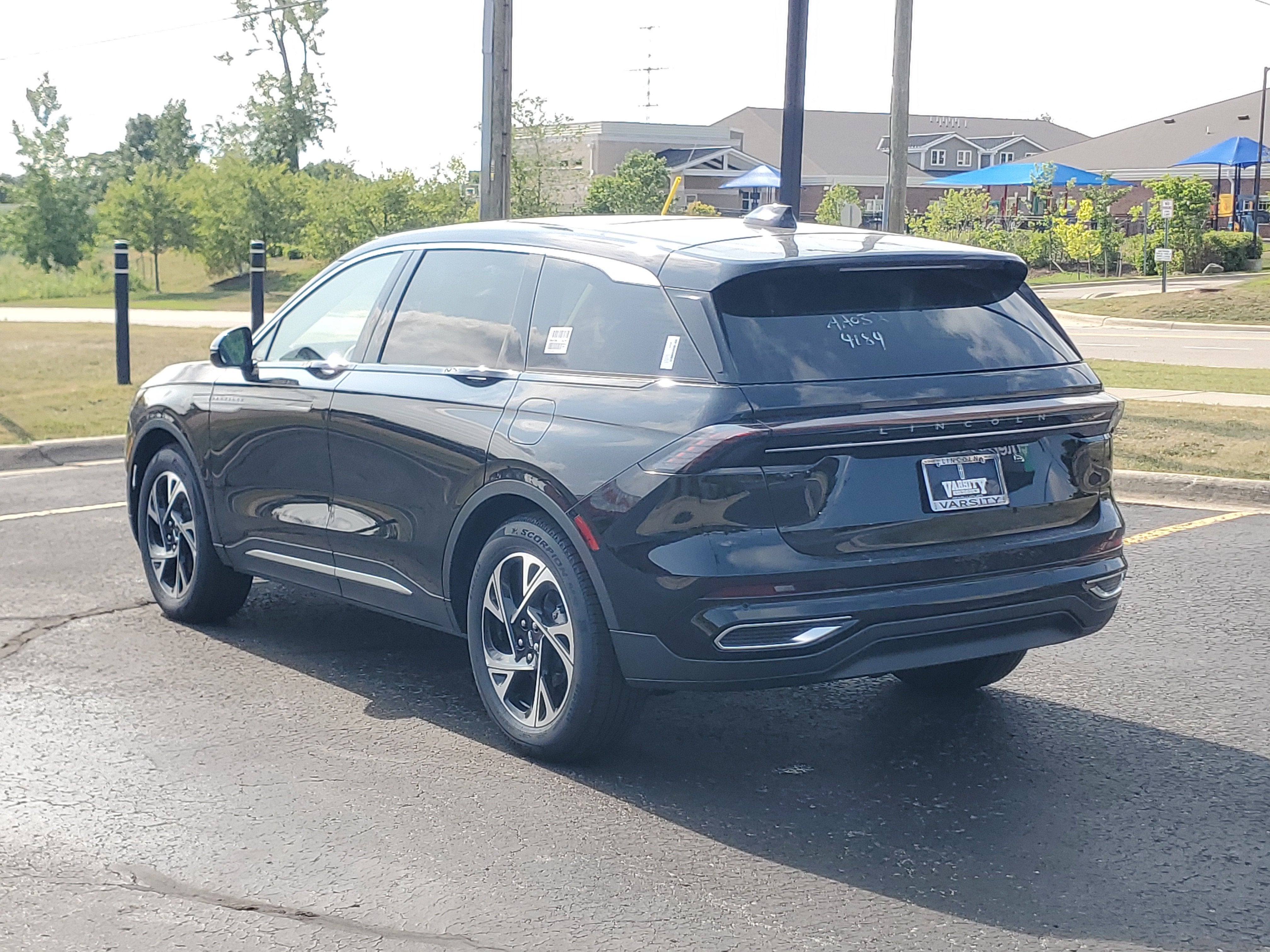 2026 Lincoln Nautilus Premiere Hybrid