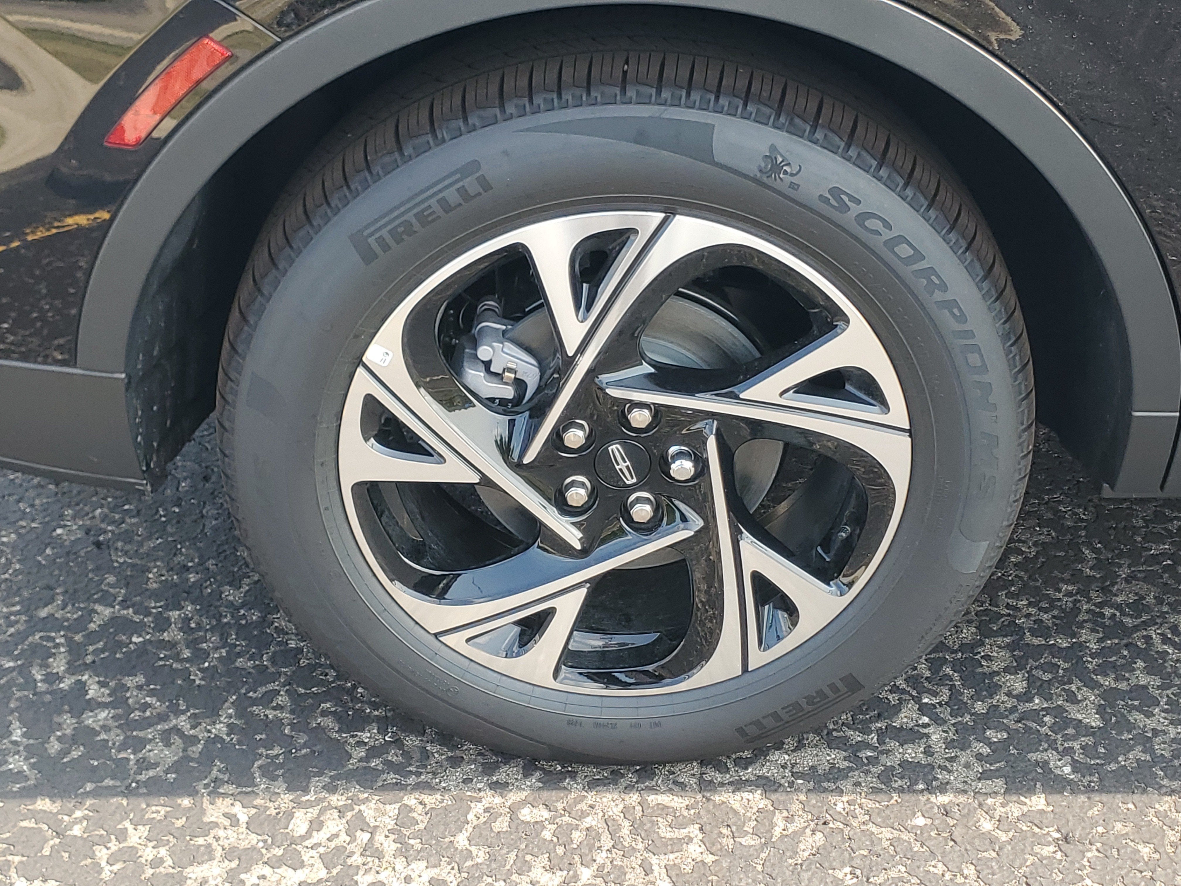 2026 Lincoln Nautilus Premiere Hybrid
