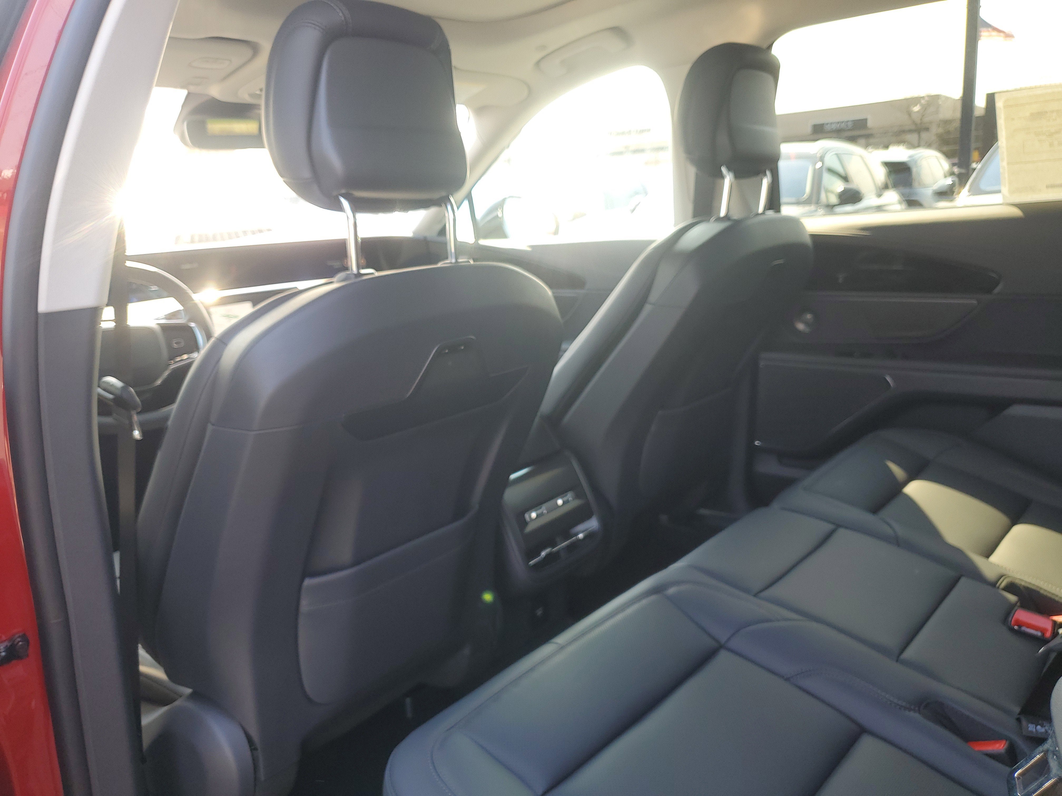 2026 Lincoln Nautilus Premiere Hybrid