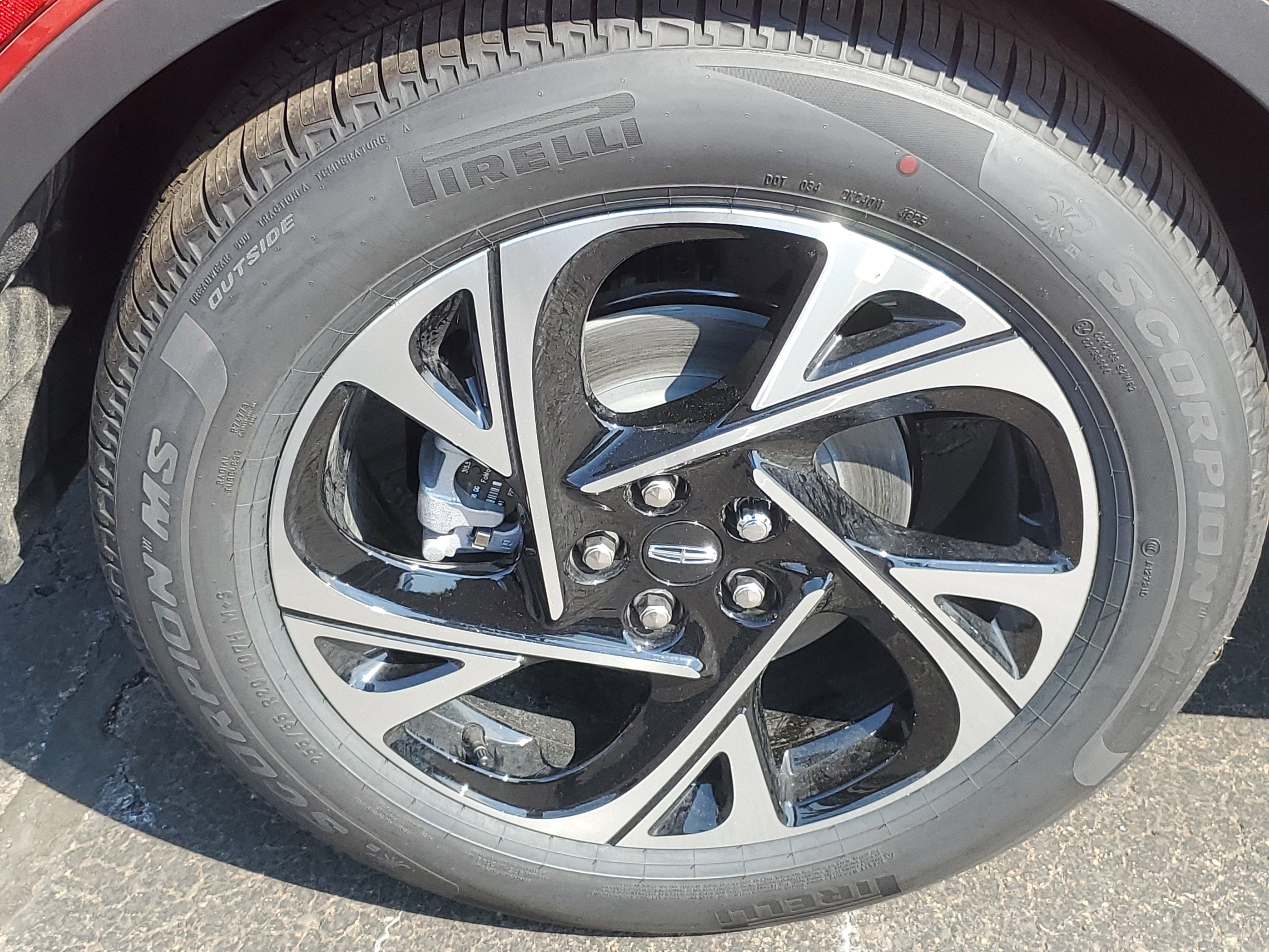 2026 Lincoln Nautilus Premiere Hybrid