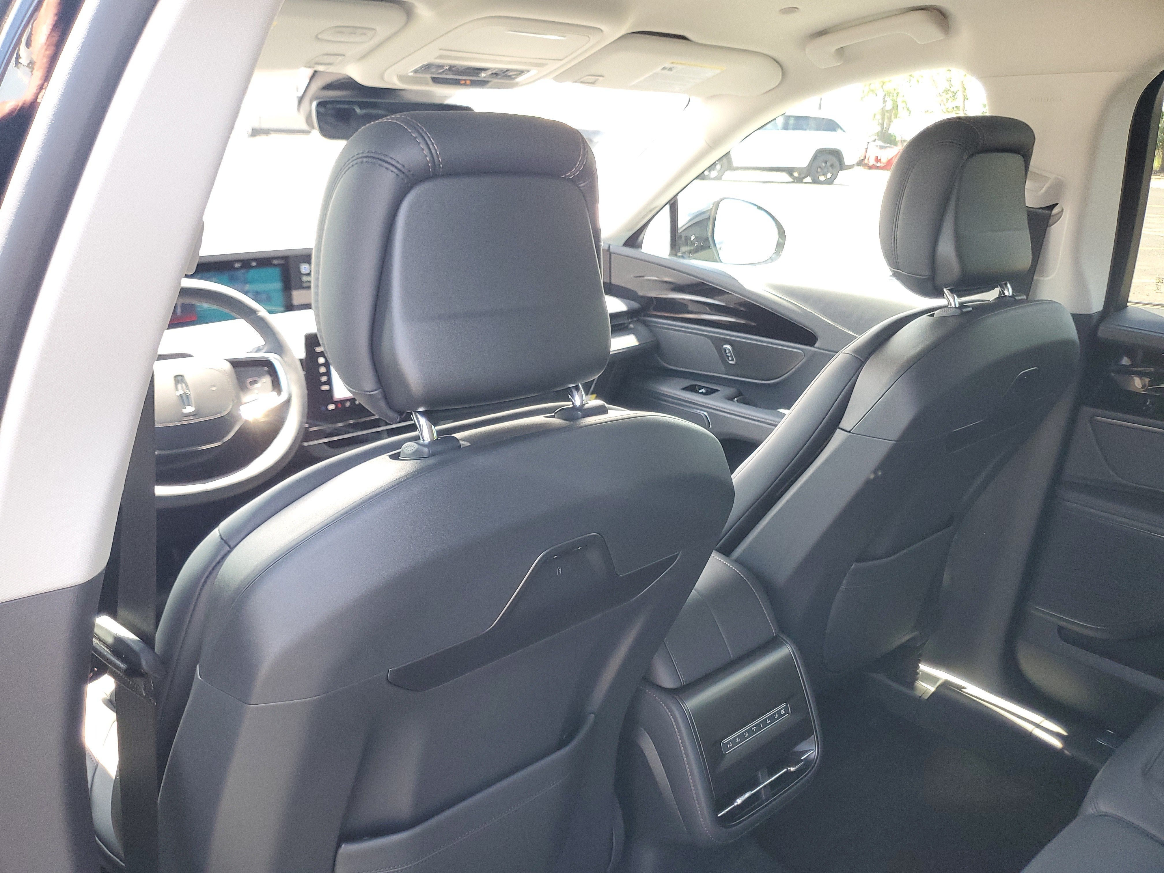 2026 Lincoln Nautilus Premiere Hybrid