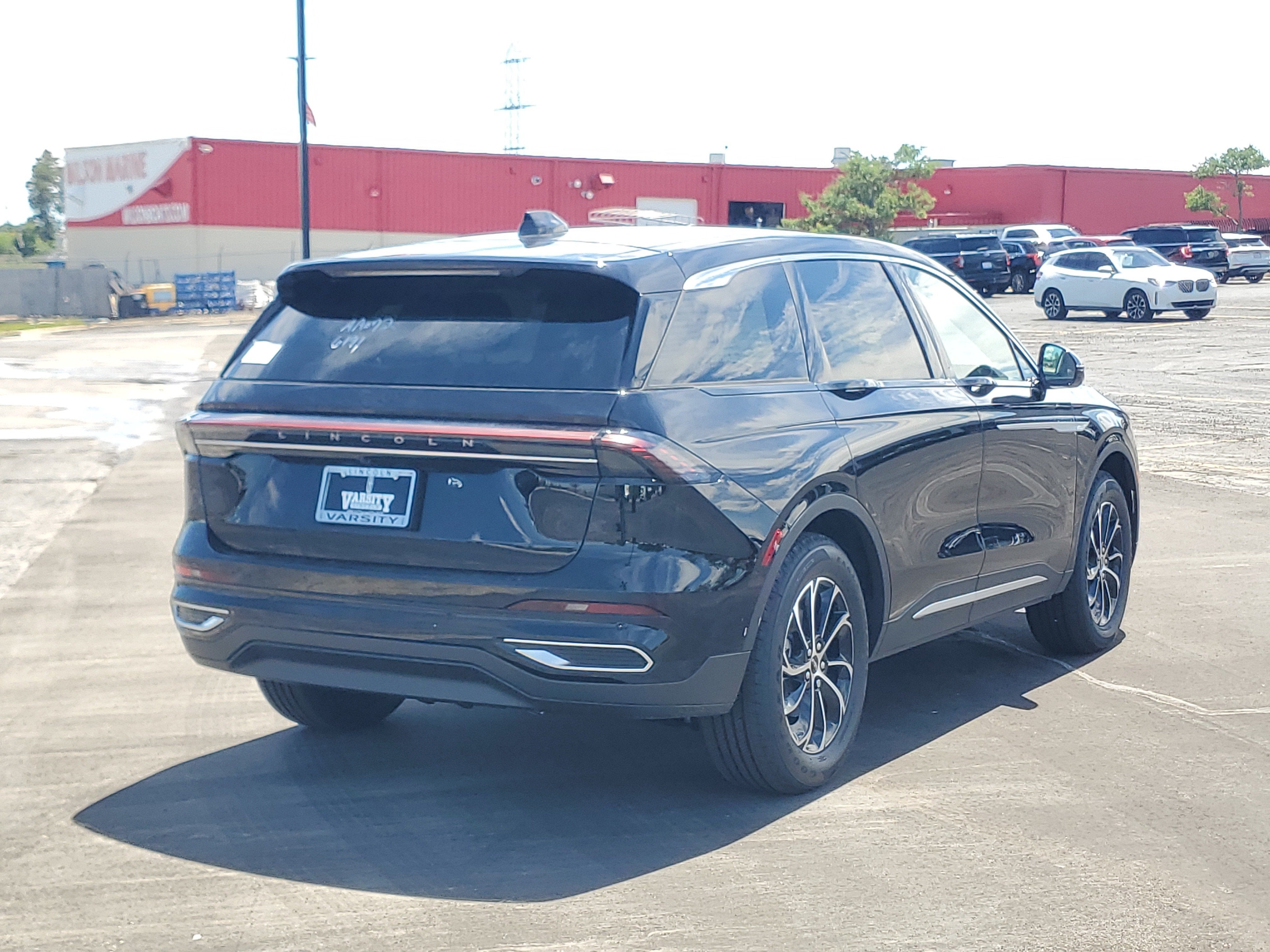 2026 Lincoln Nautilus Premiere Hybrid