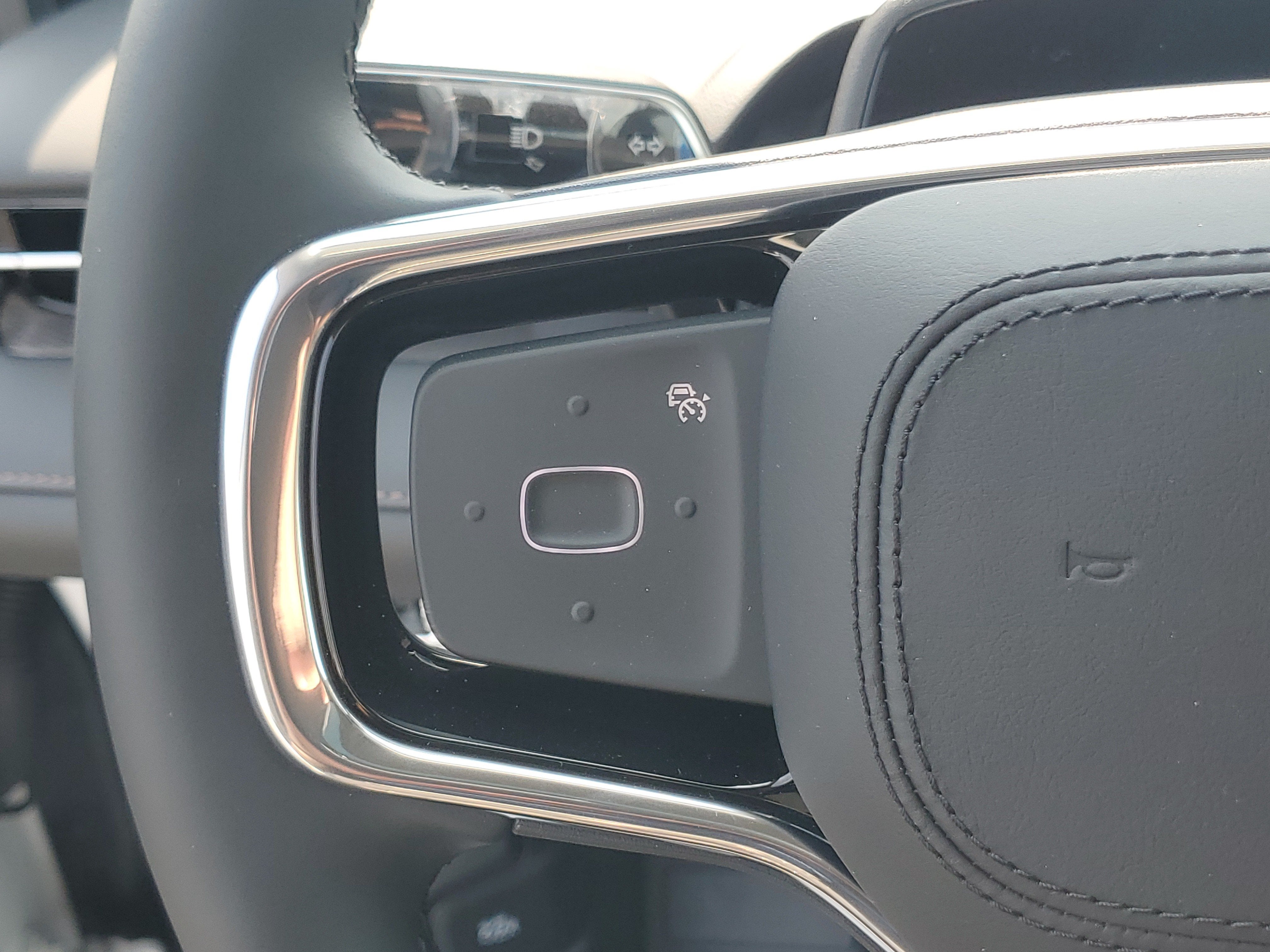 2026 Lincoln Nautilus Premiere Hybrid