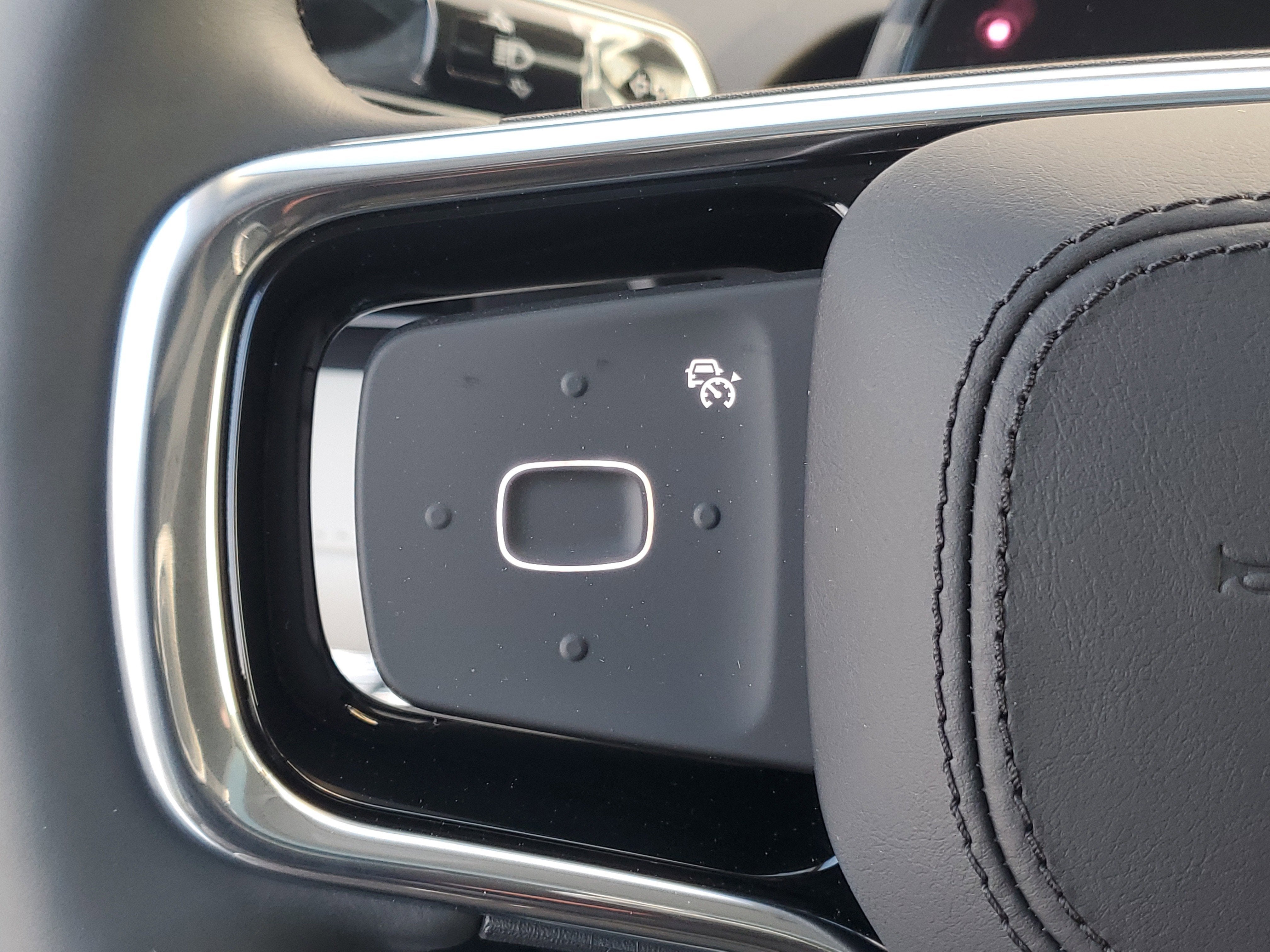 2026 Lincoln Nautilus Reserve Hybrid