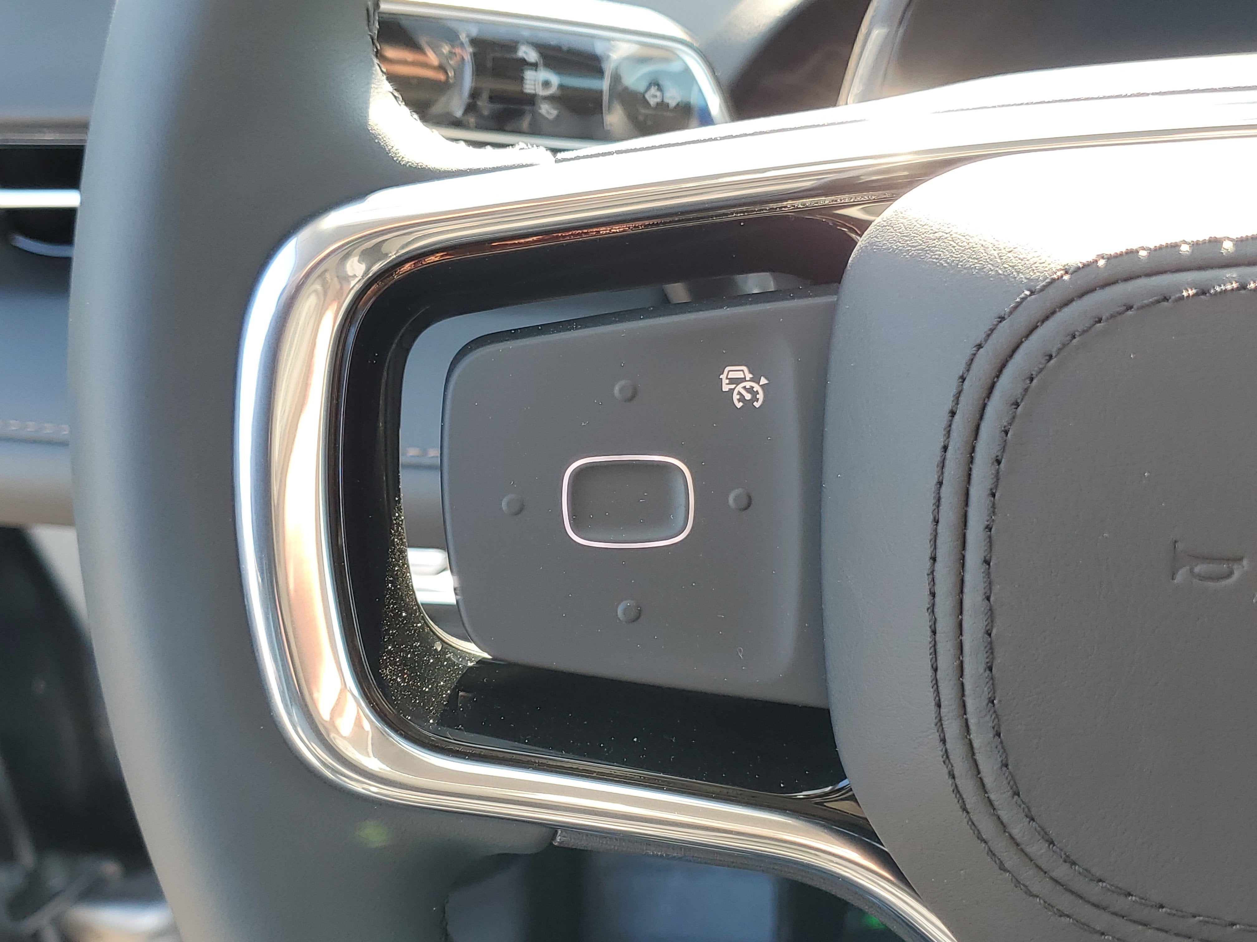 2026 Lincoln Nautilus Reserve Hybrid