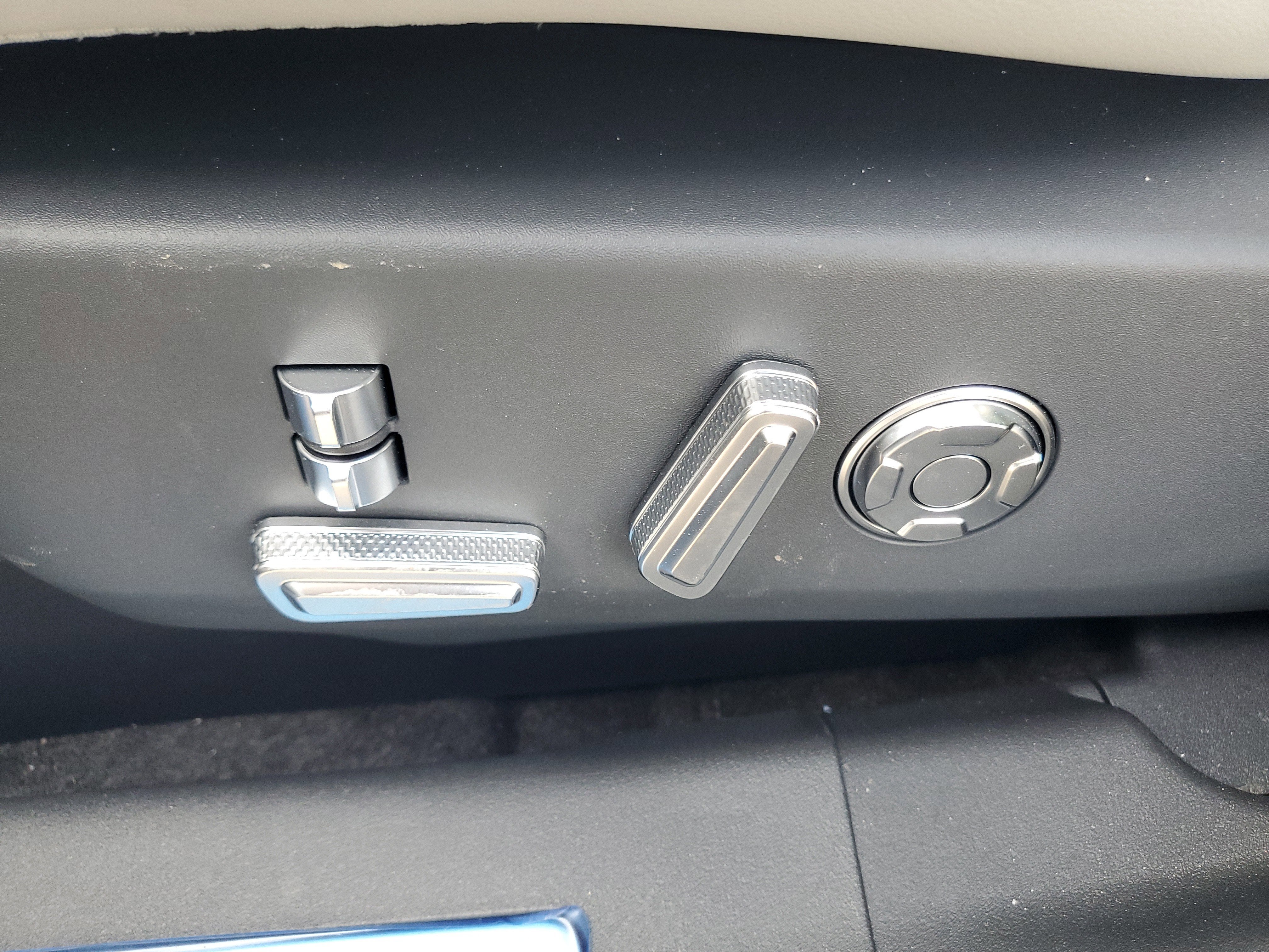 2026 Lincoln Nautilus Reserve Hybrid