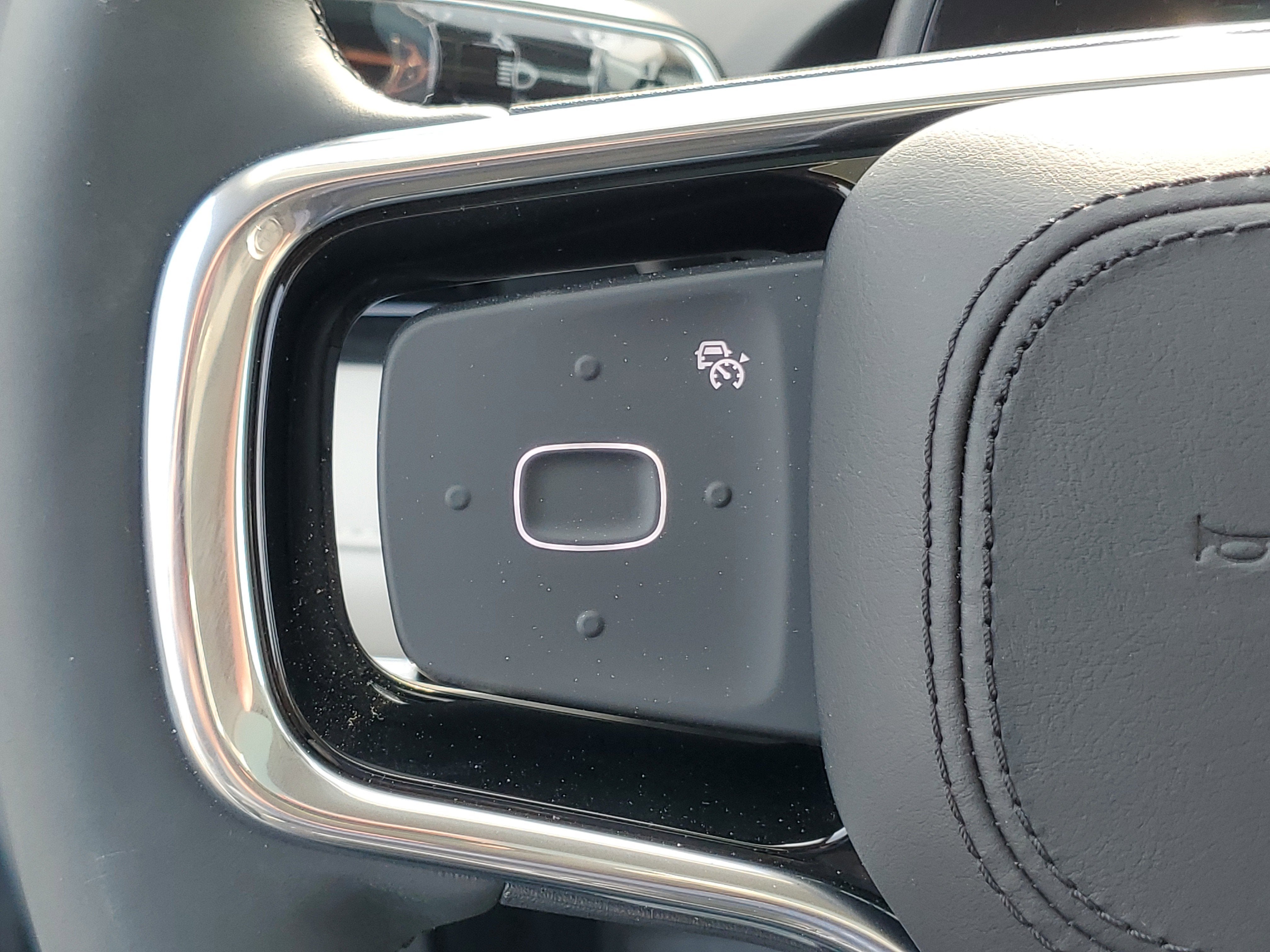 2026 Lincoln Nautilus Reserve Hybrid