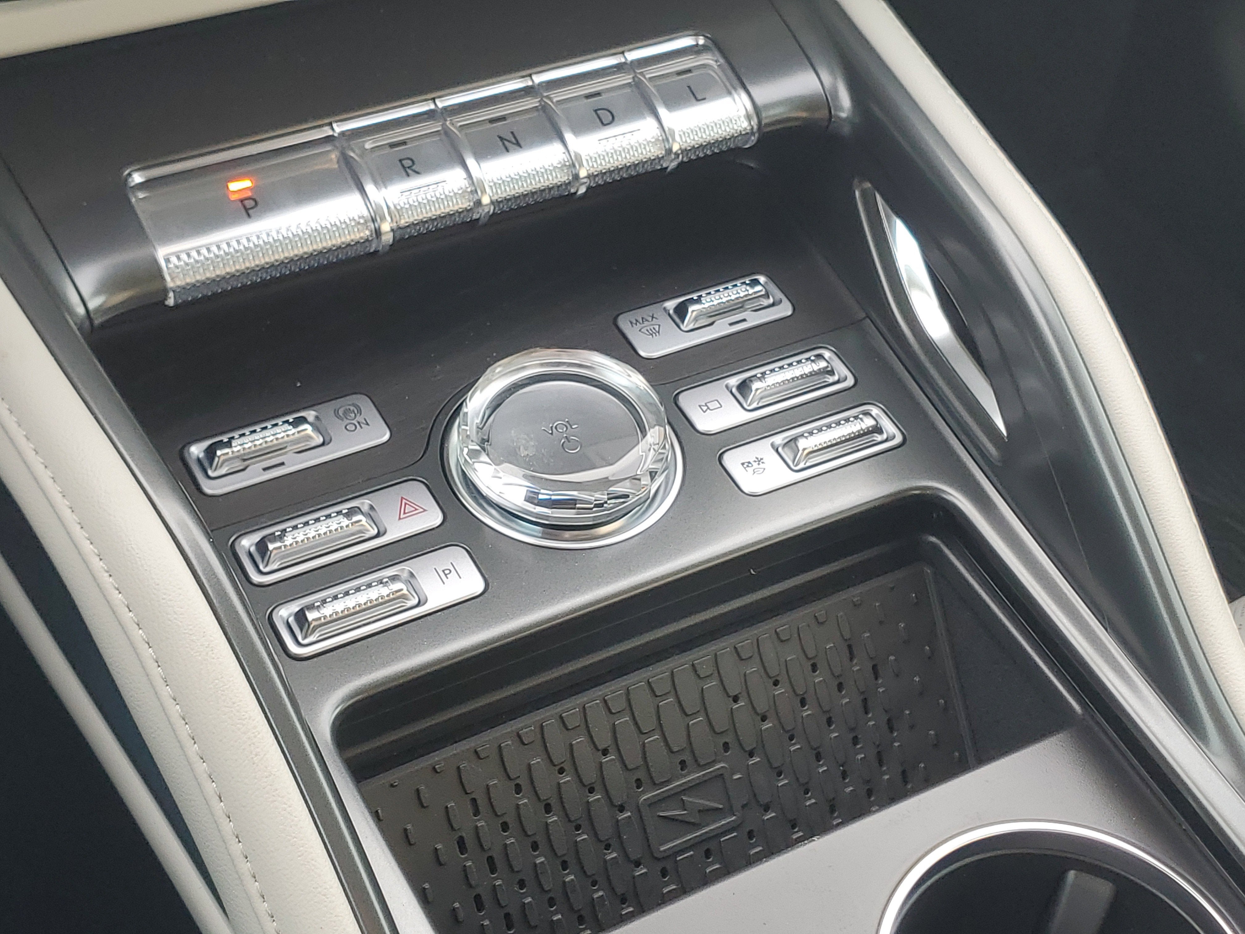 2026 Lincoln Nautilus Reserve Hybrid