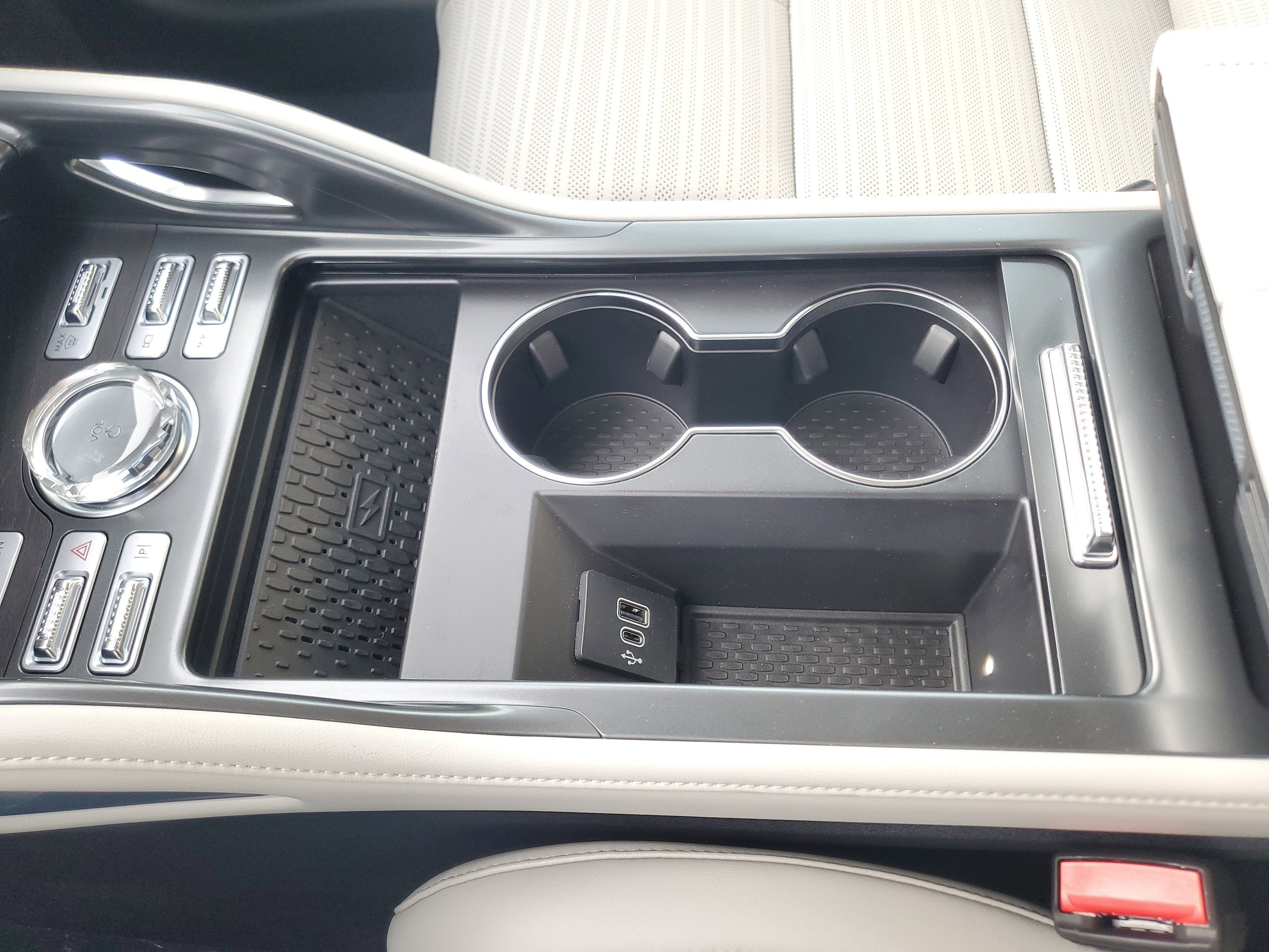 2026 Lincoln Nautilus Reserve Hybrid