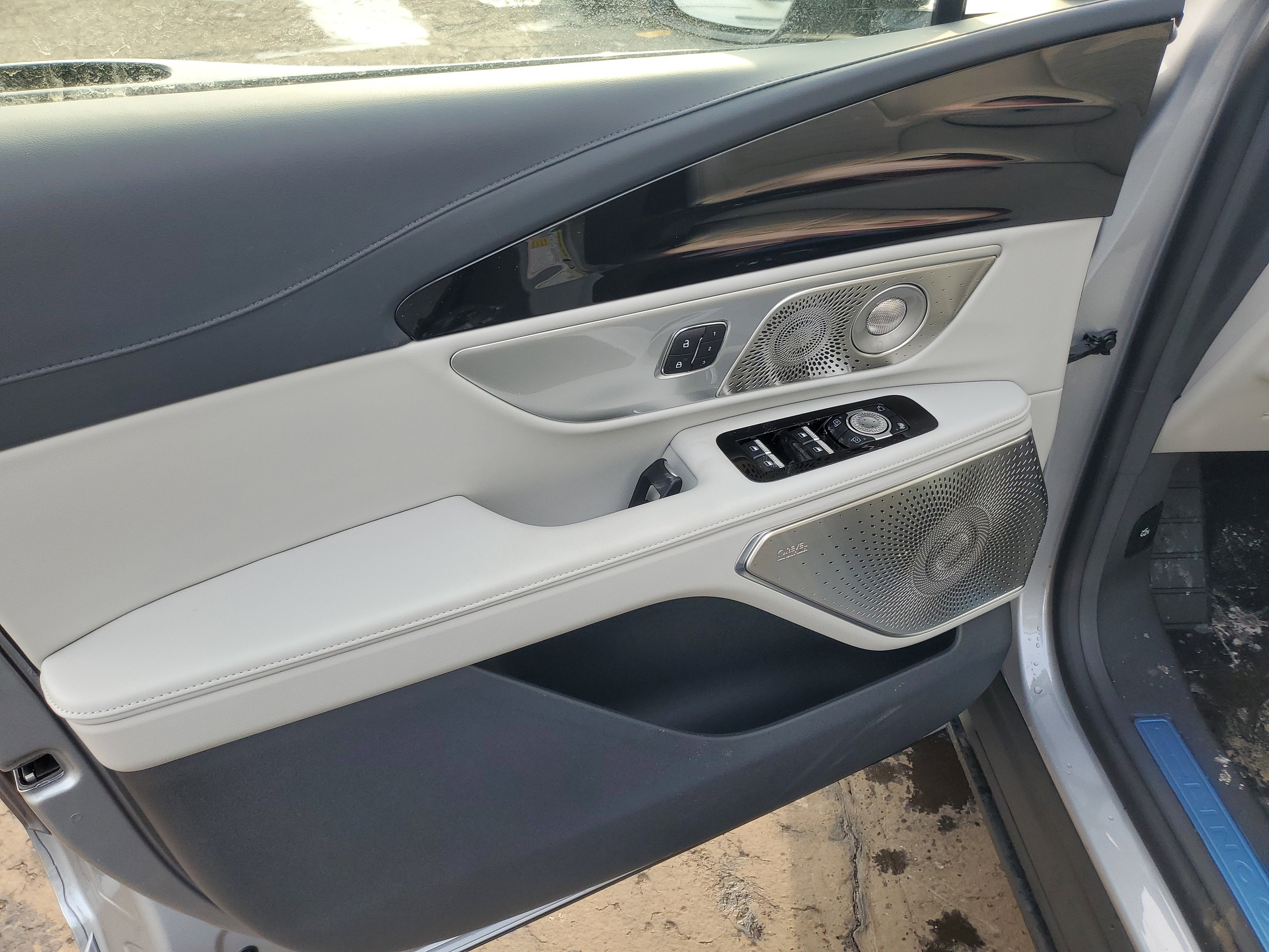 2026 Lincoln Nautilus Reserve Hybrid