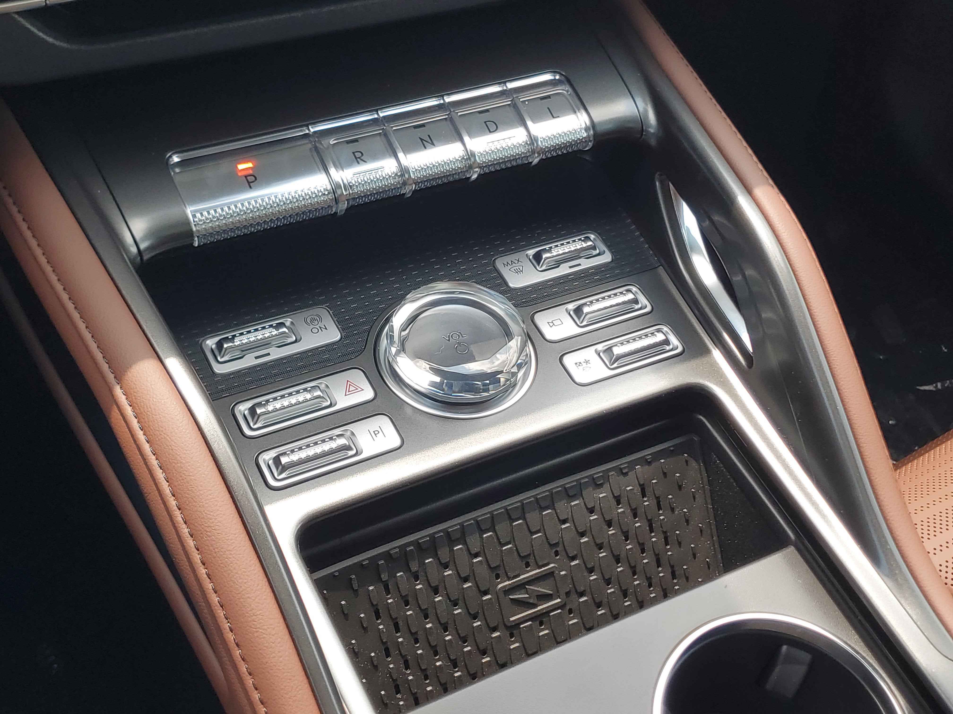 2026 Lincoln Nautilus Reserve Hybrid
