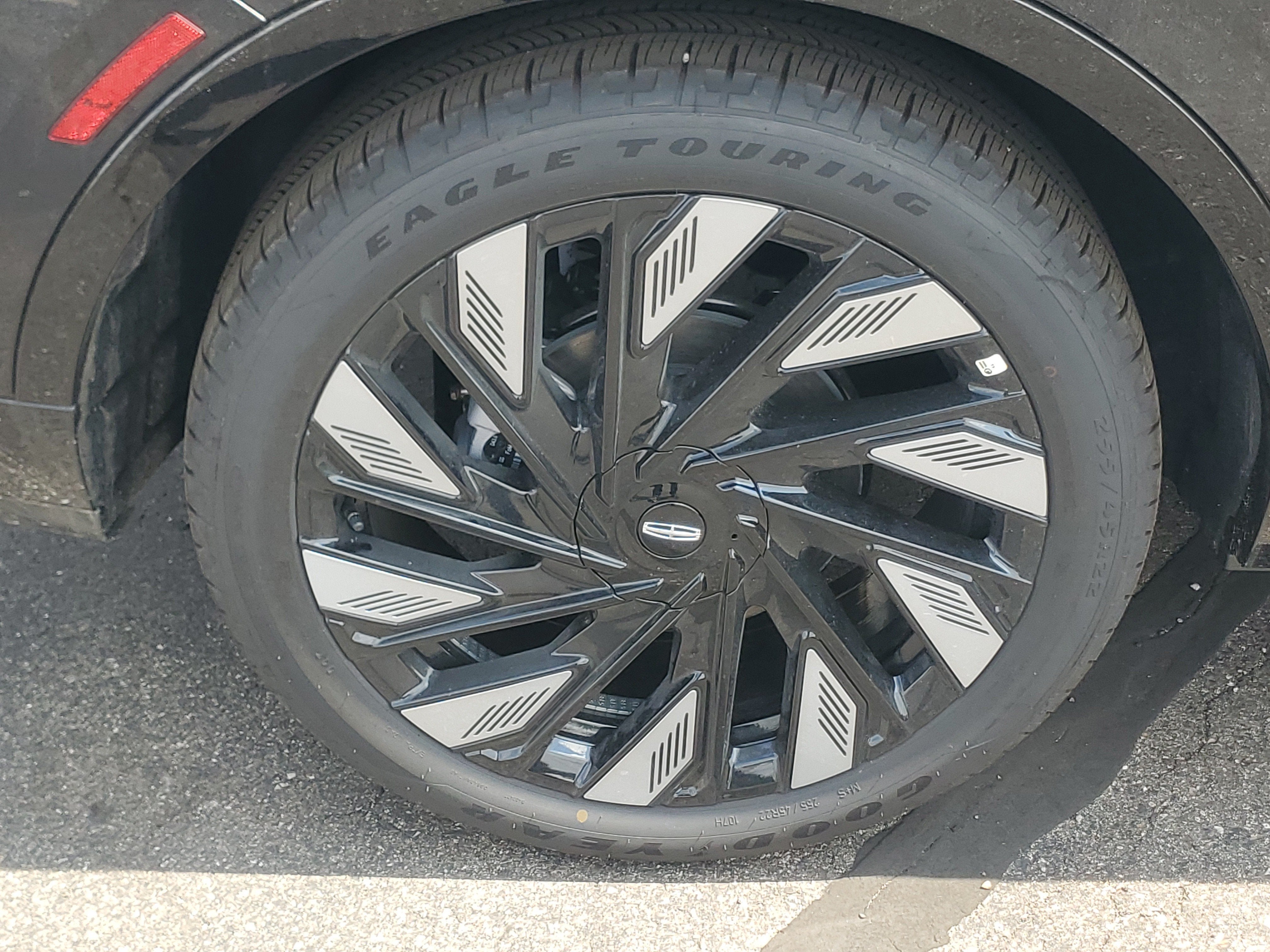 2026 Lincoln Nautilus Reserve Hybrid