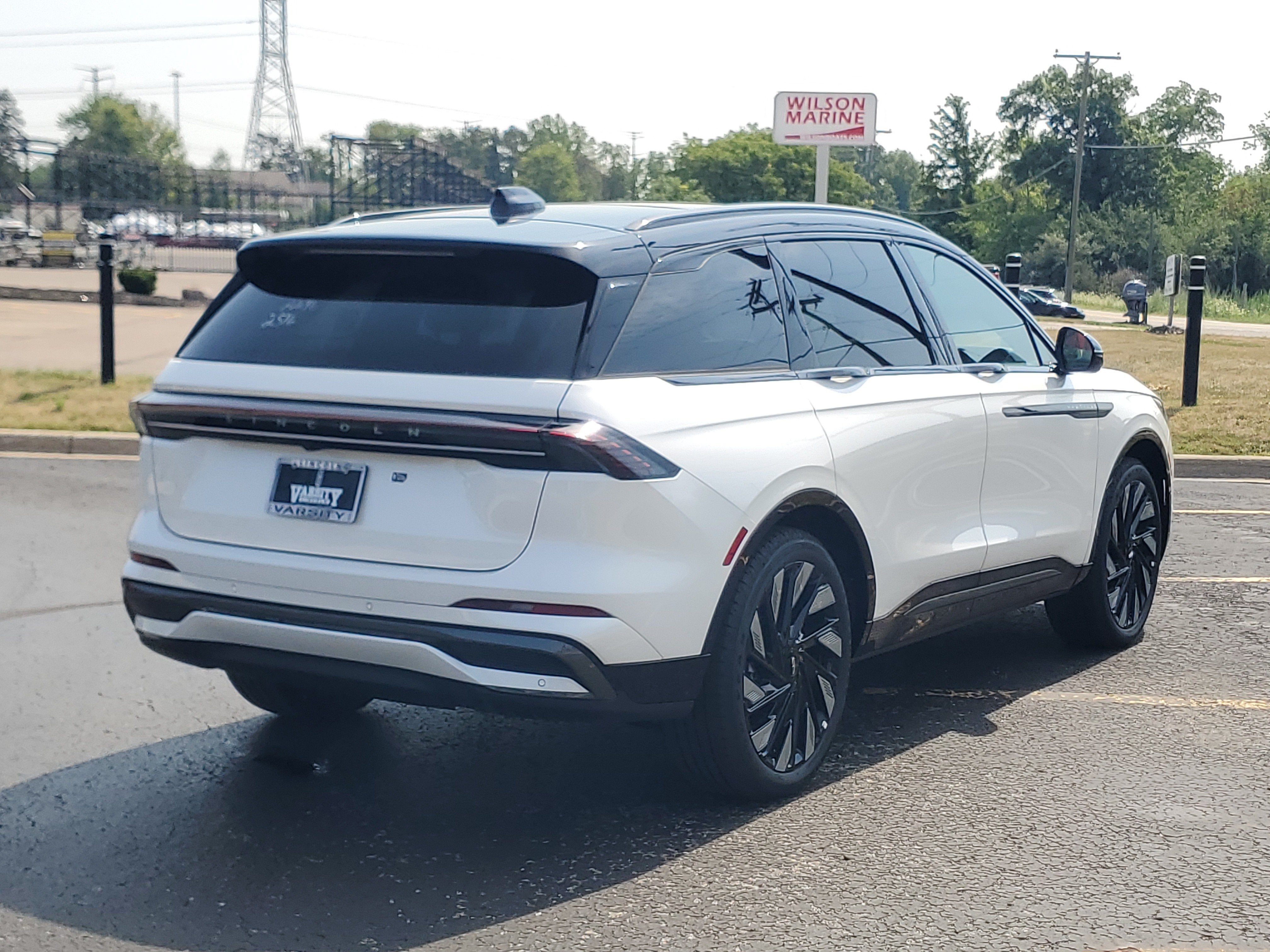 2026 Lincoln Nautilus Reserve Hybrid