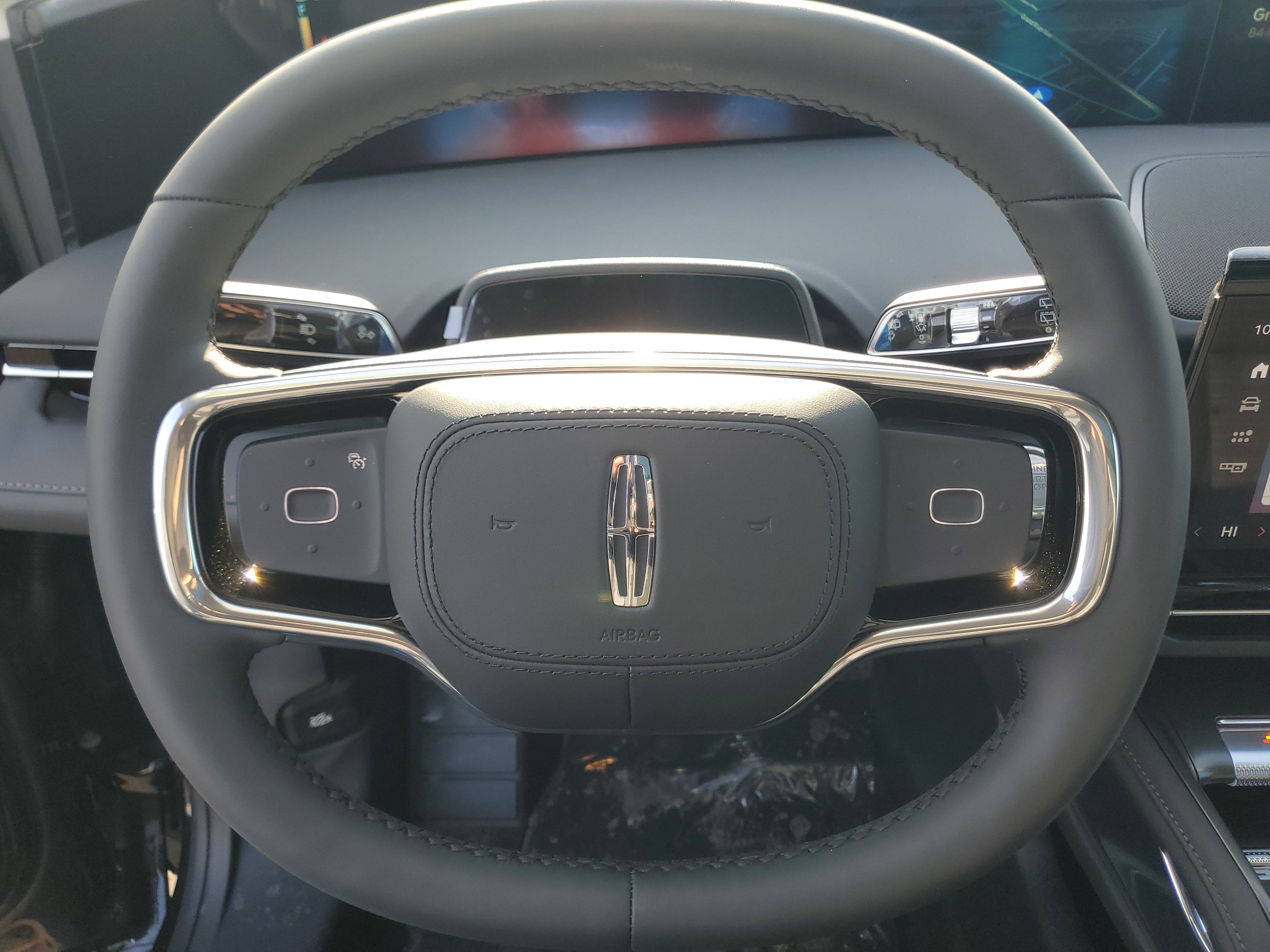 2026 Lincoln Nautilus Reserve Hybrid