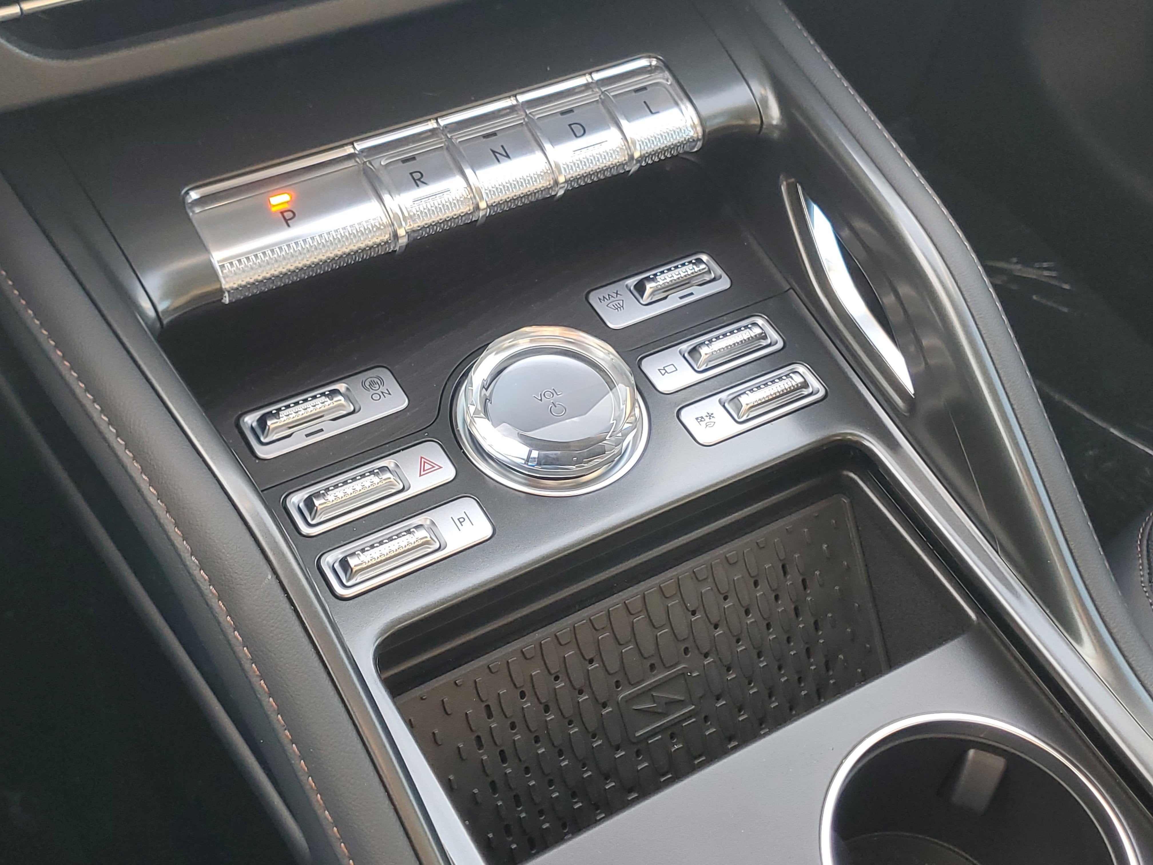 2026 Lincoln Nautilus Reserve Hybrid