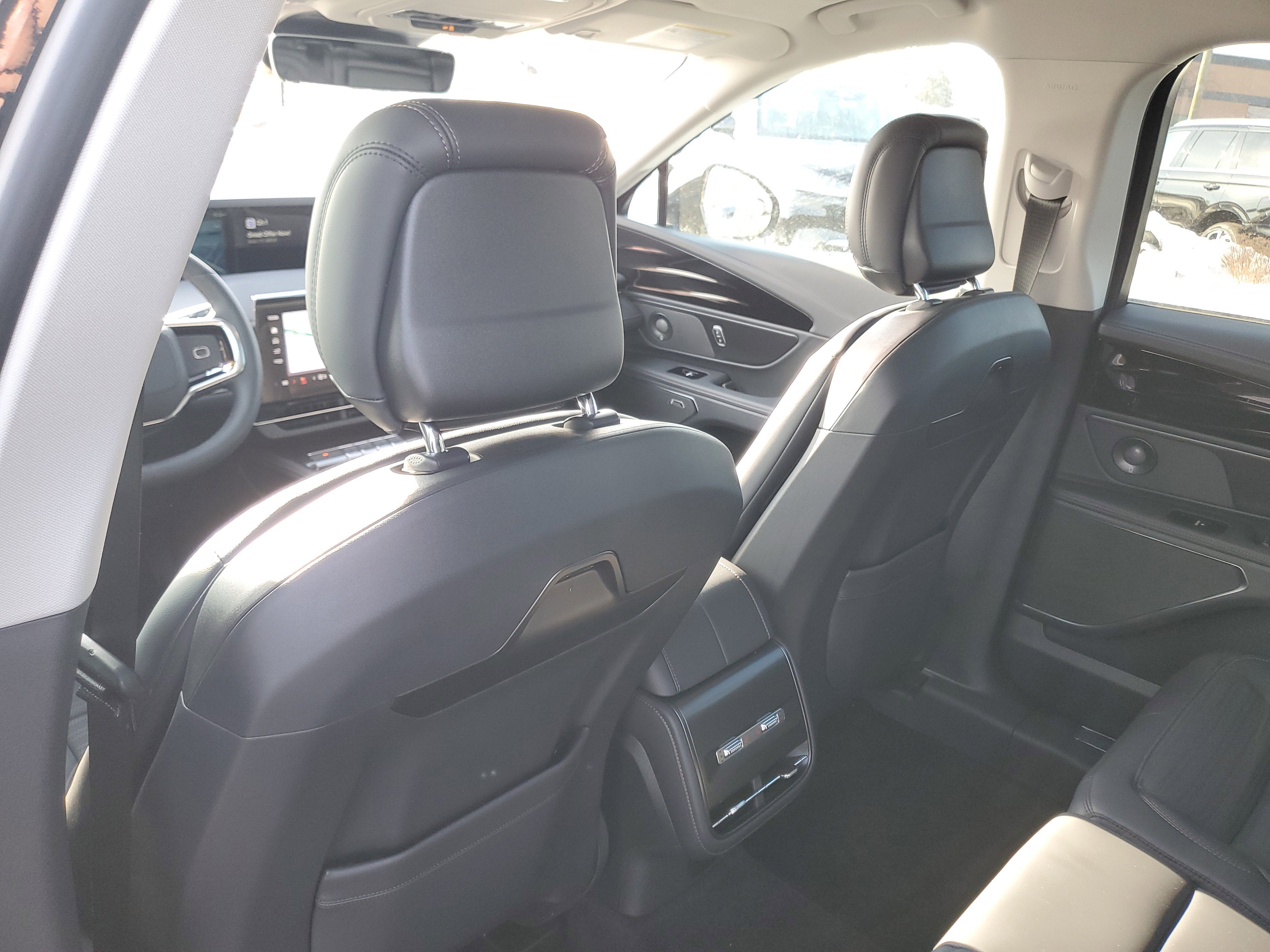 2026 Lincoln Nautilus Reserve Hybrid