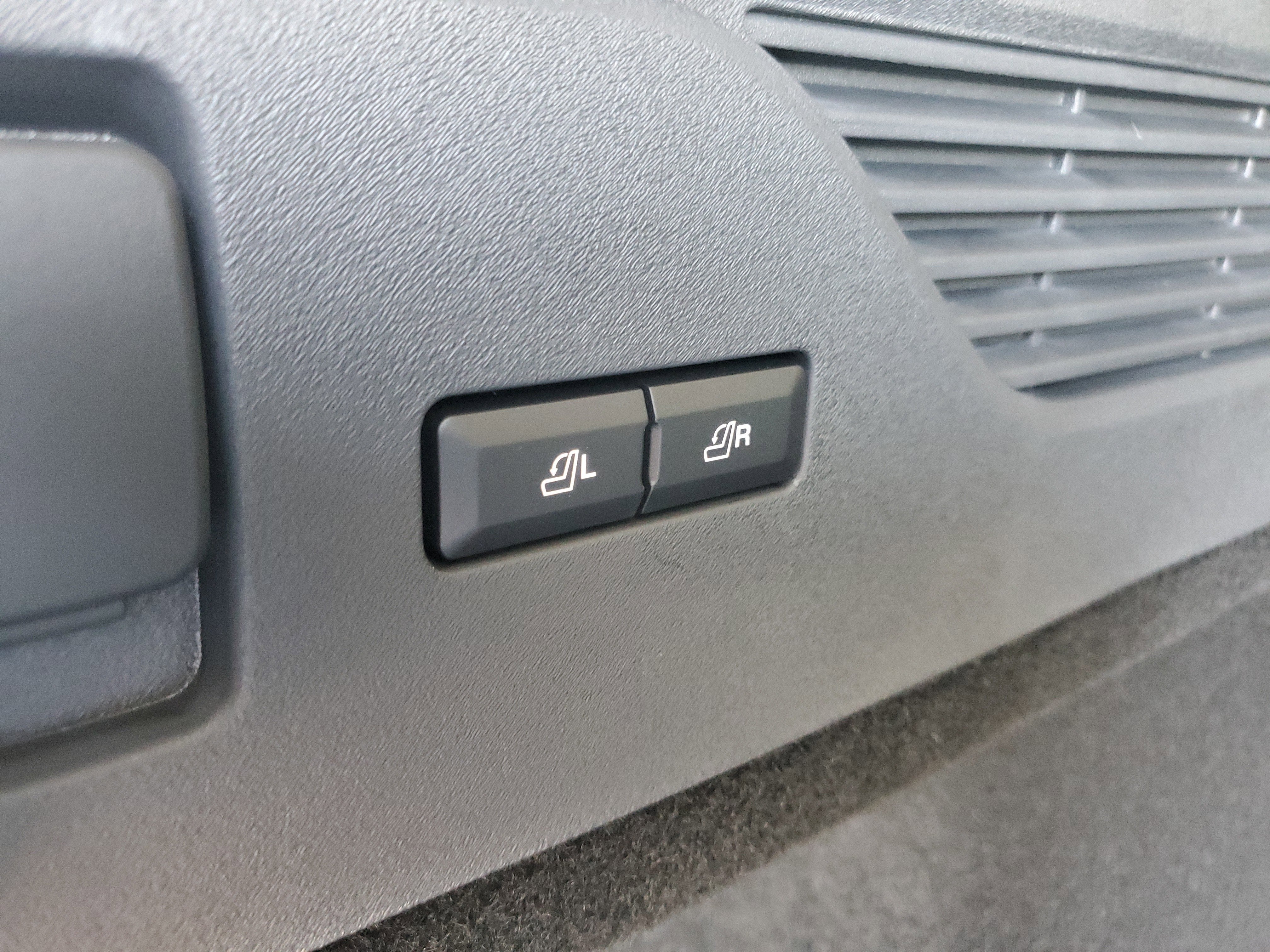 2026 Lincoln Nautilus Reserve Hybrid