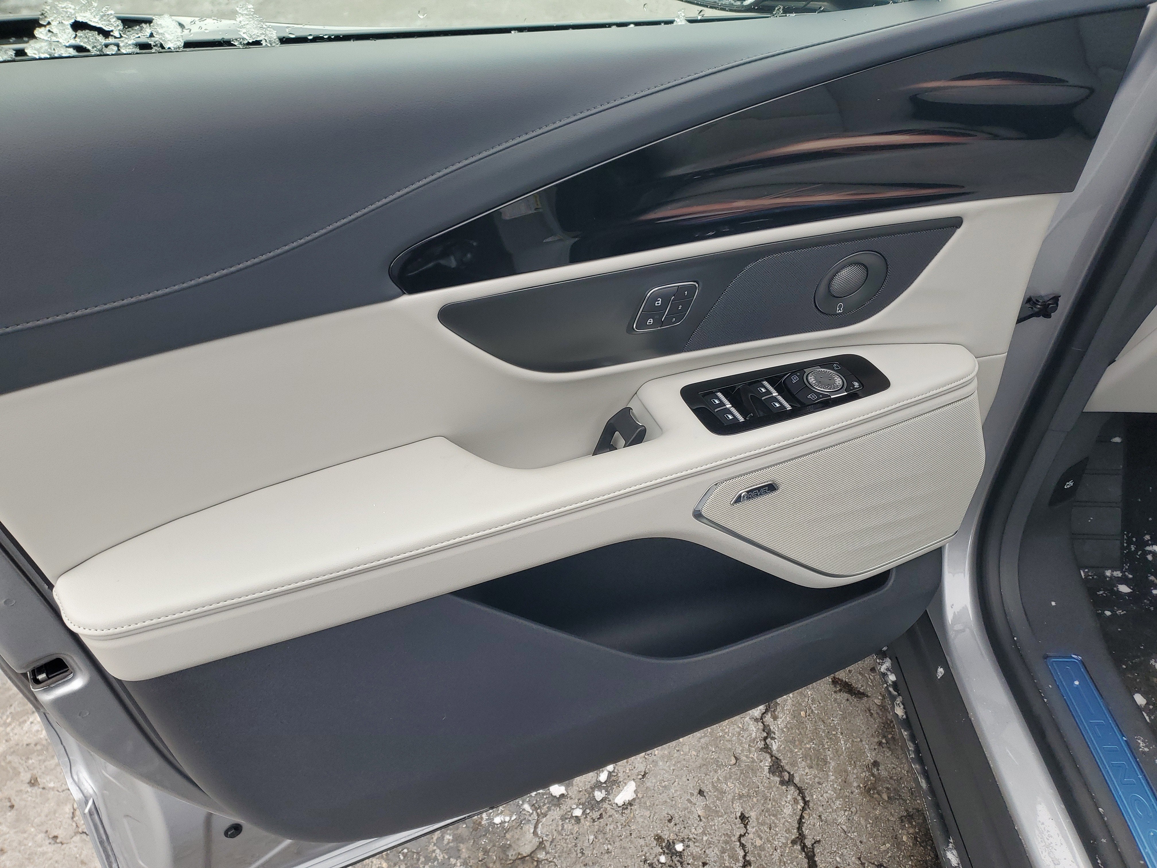 2026 Lincoln Nautilus Reserve Hybrid