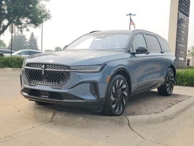 2026 Lincoln Nautilus Reserve Hybrid