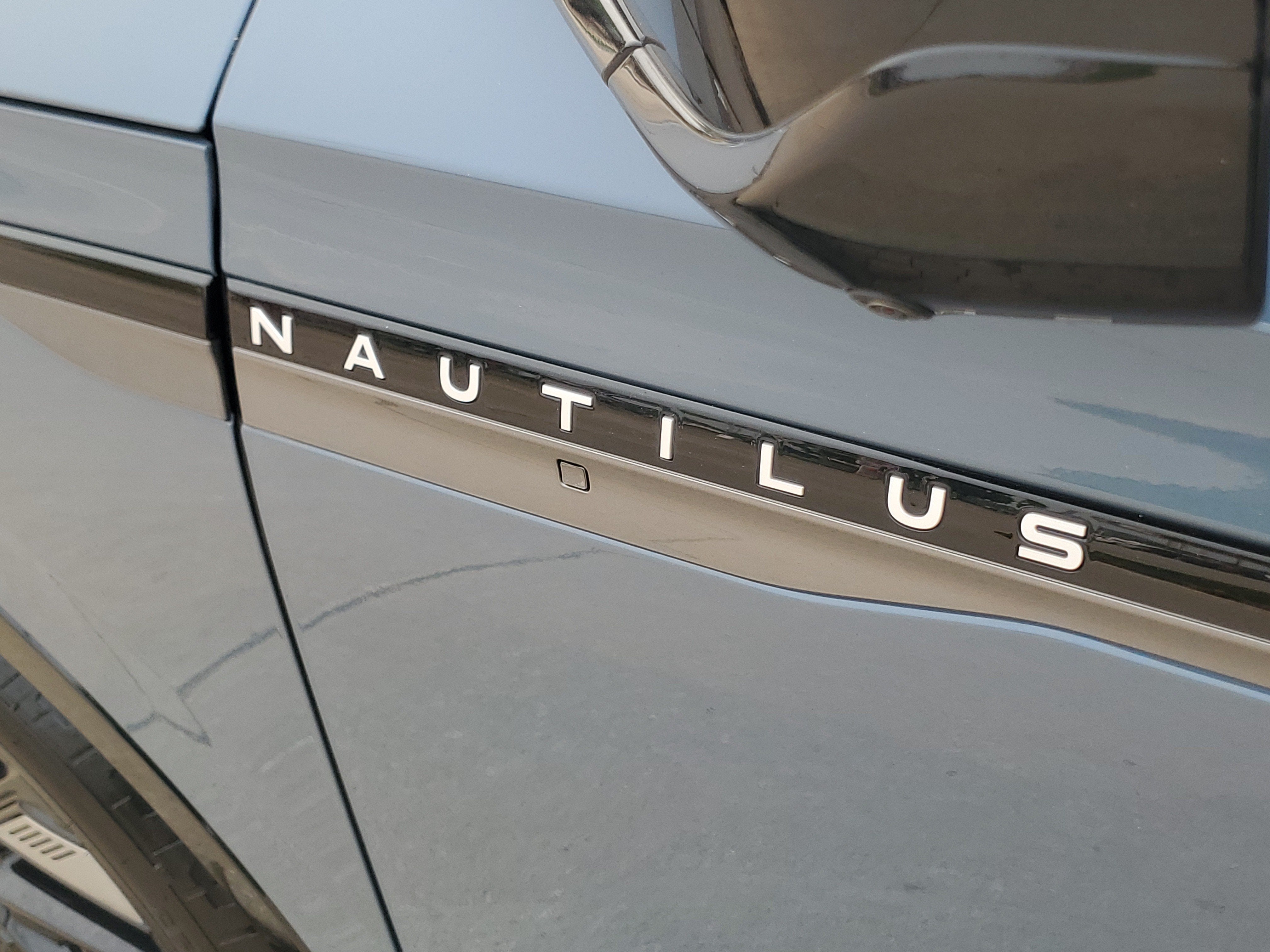 2026 Lincoln Nautilus Reserve Hybrid