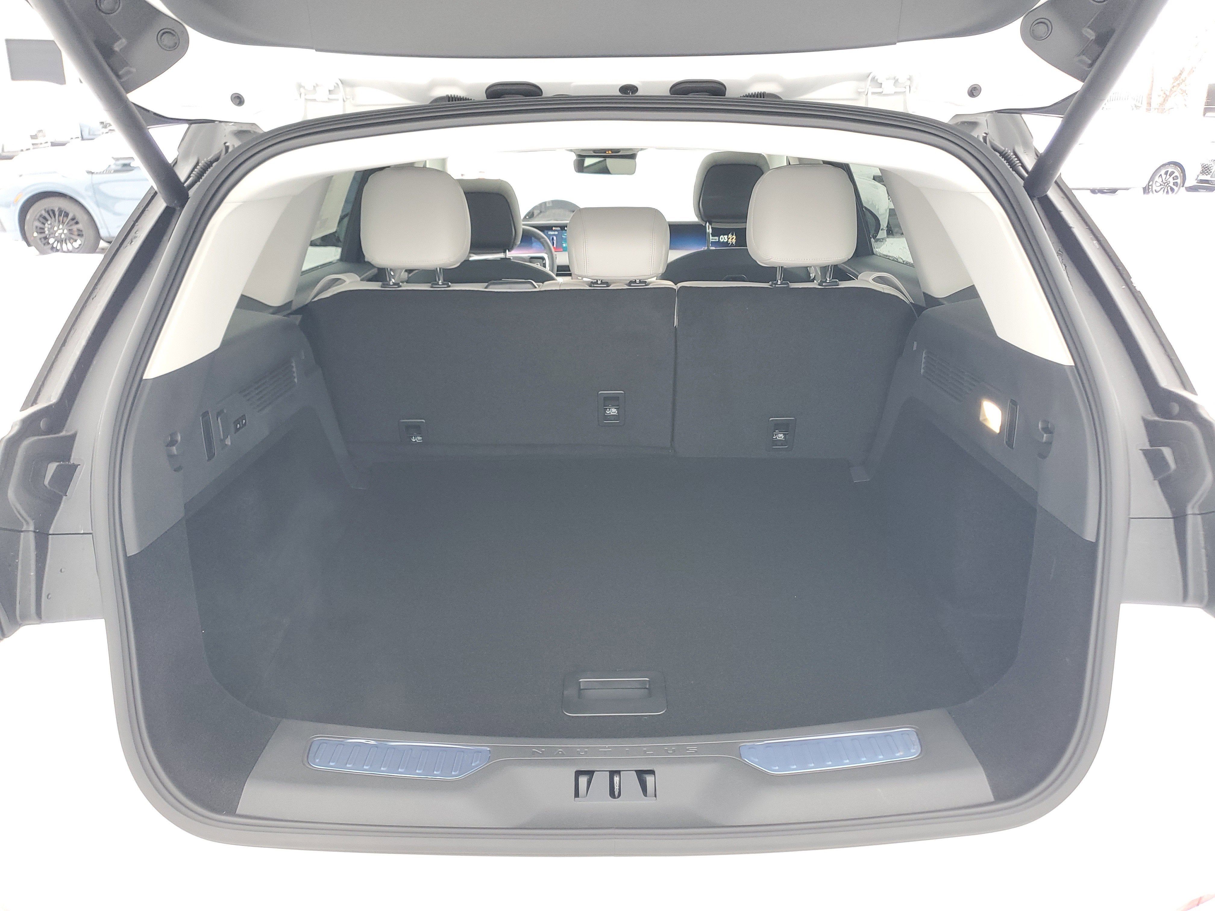 2026 Lincoln Nautilus Reserve Hybrid