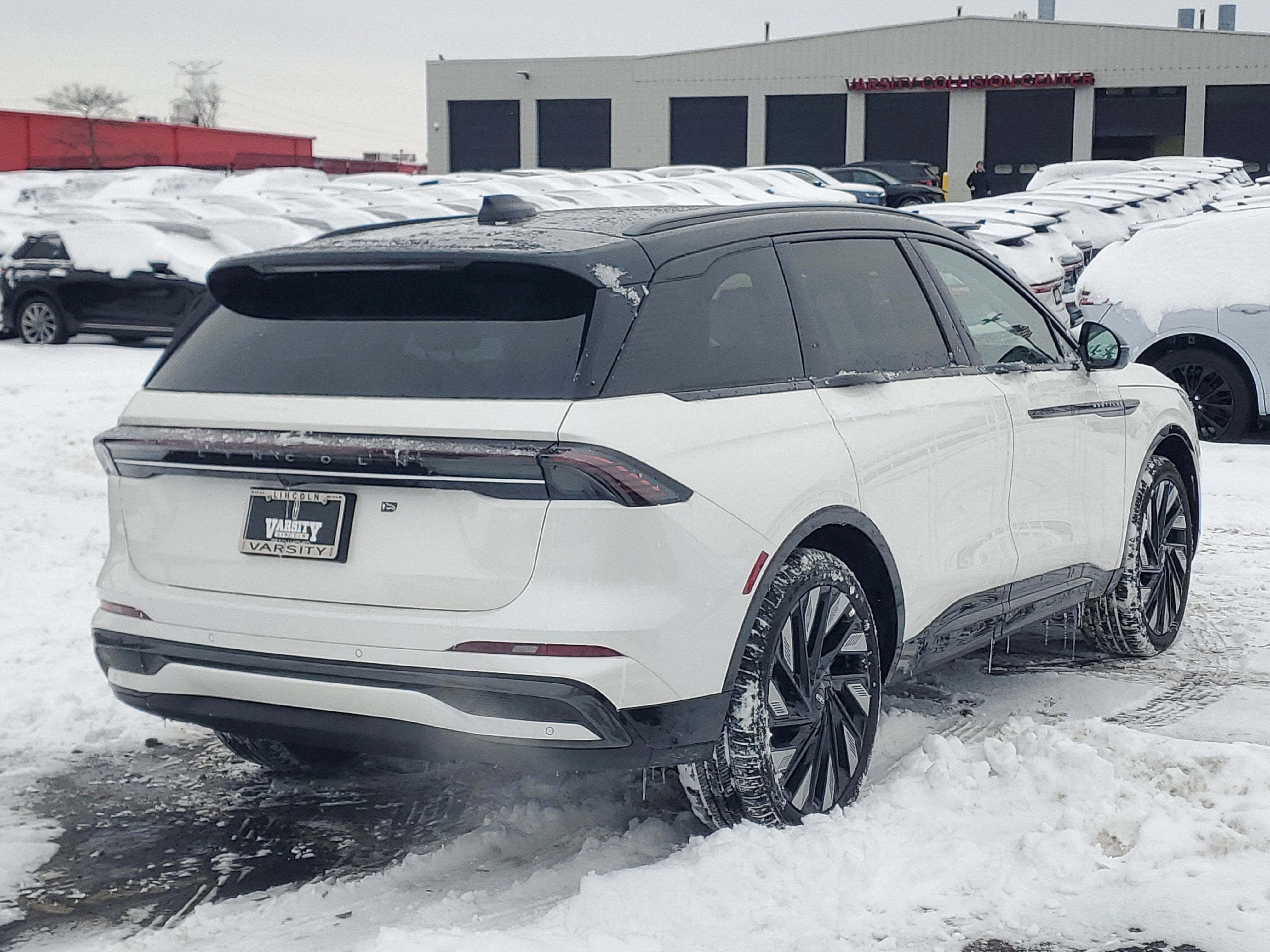 2026 Lincoln Nautilus Reserve Hybrid