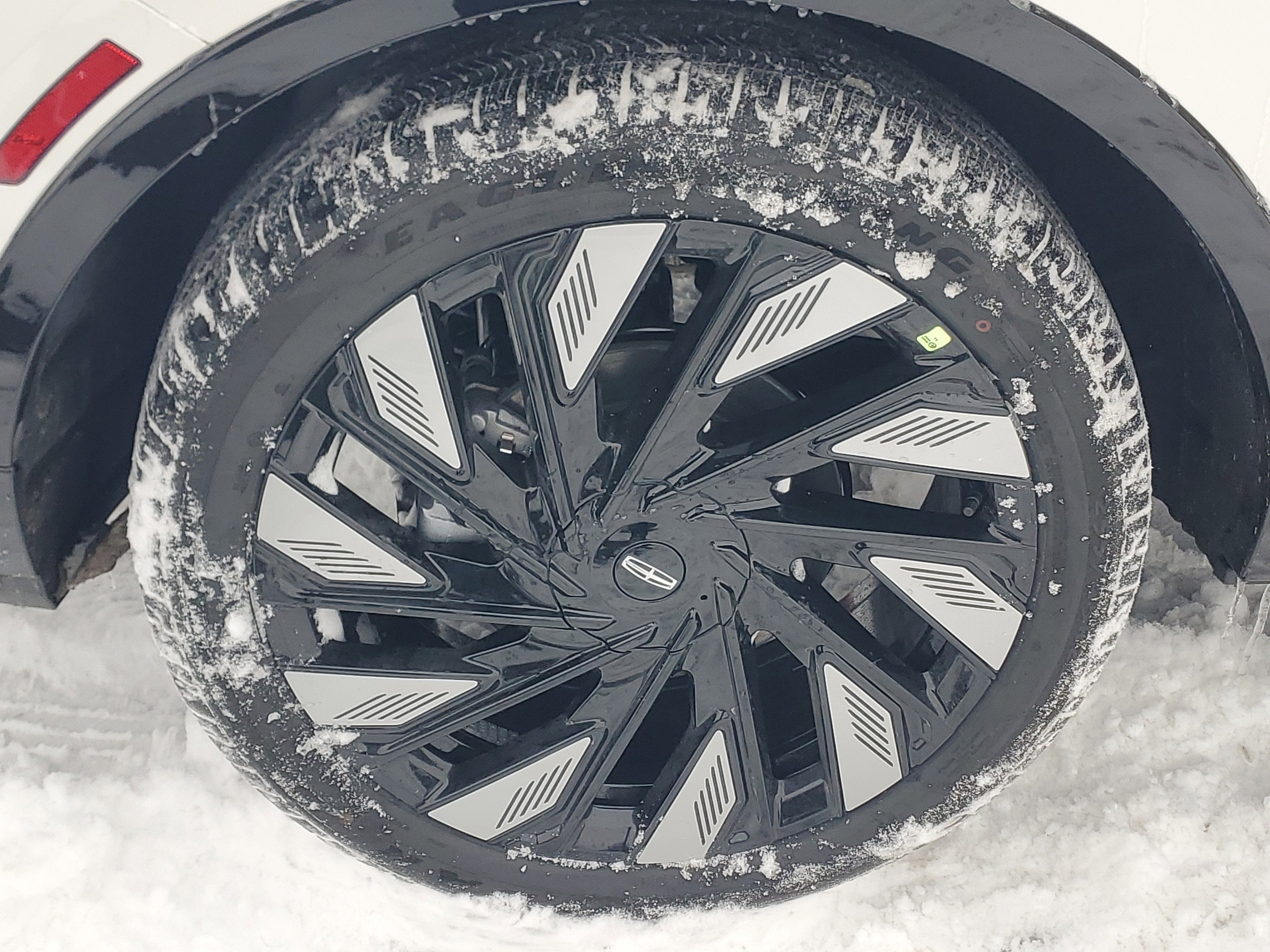 2026 Lincoln Nautilus Reserve Hybrid