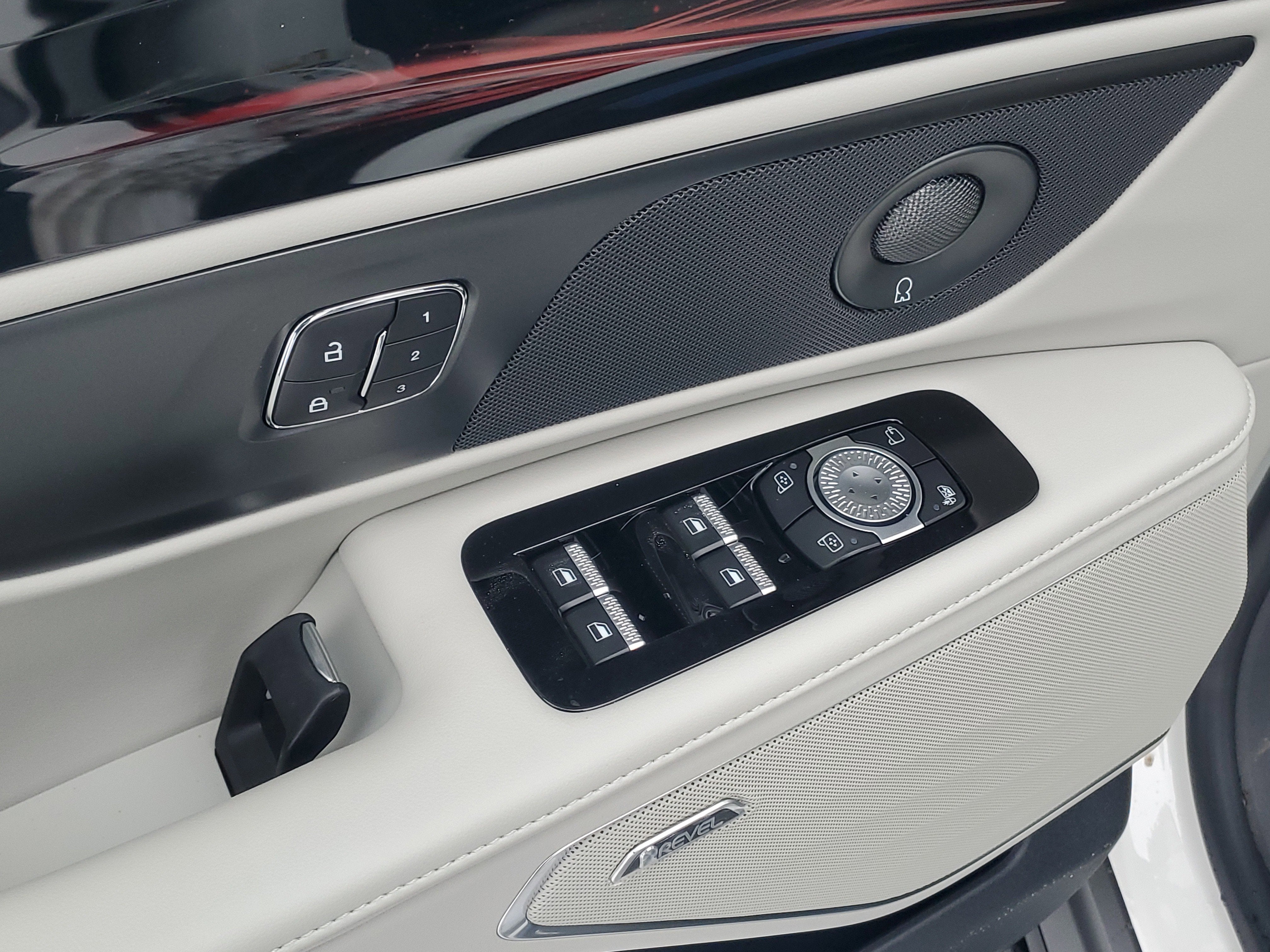 2026 Lincoln Nautilus Reserve Hybrid